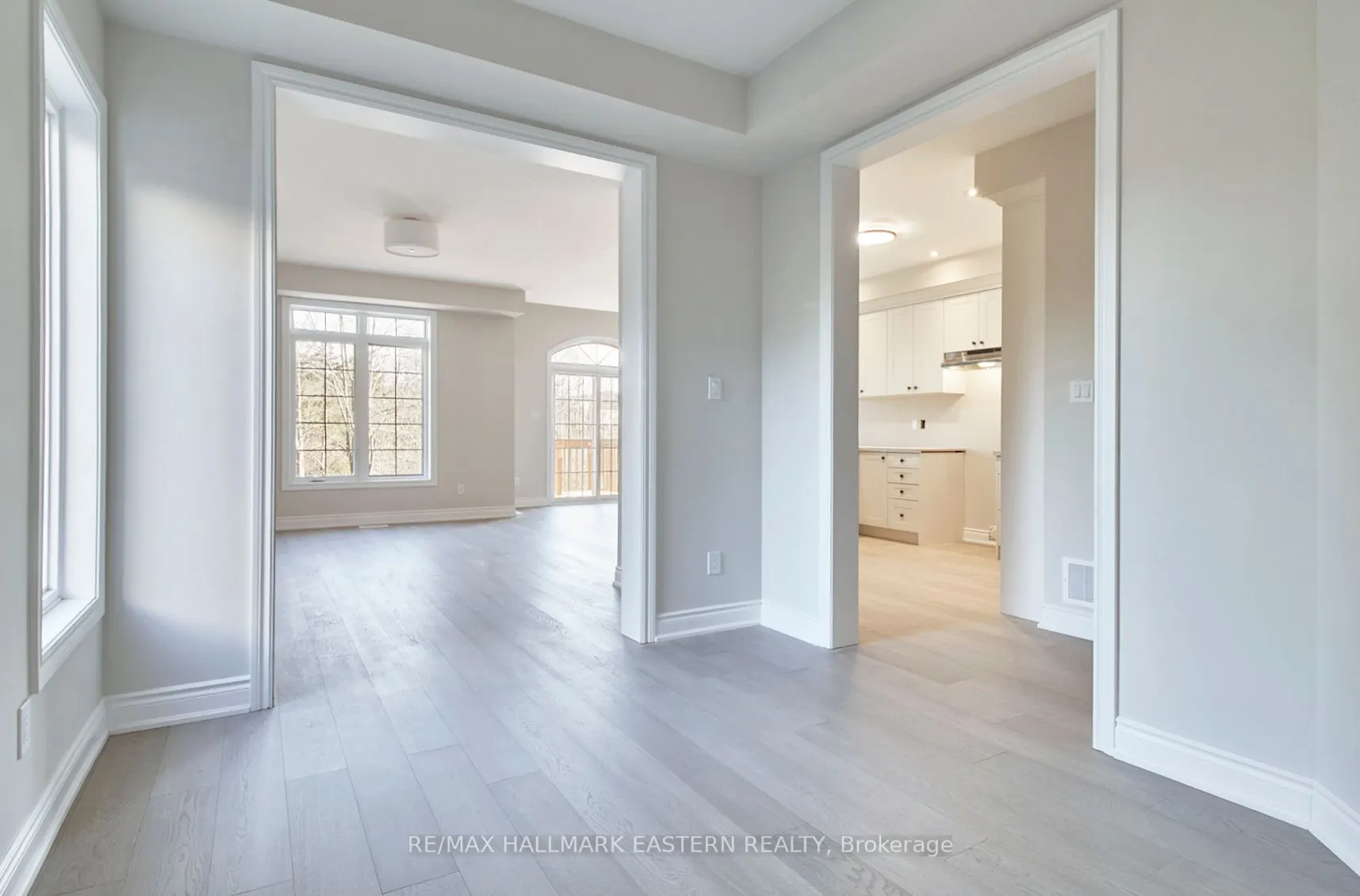 37 COLDBROOK Drive