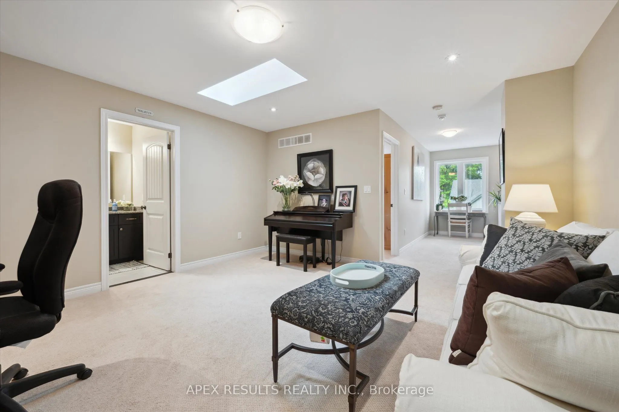 10 CHESTNUT Drive