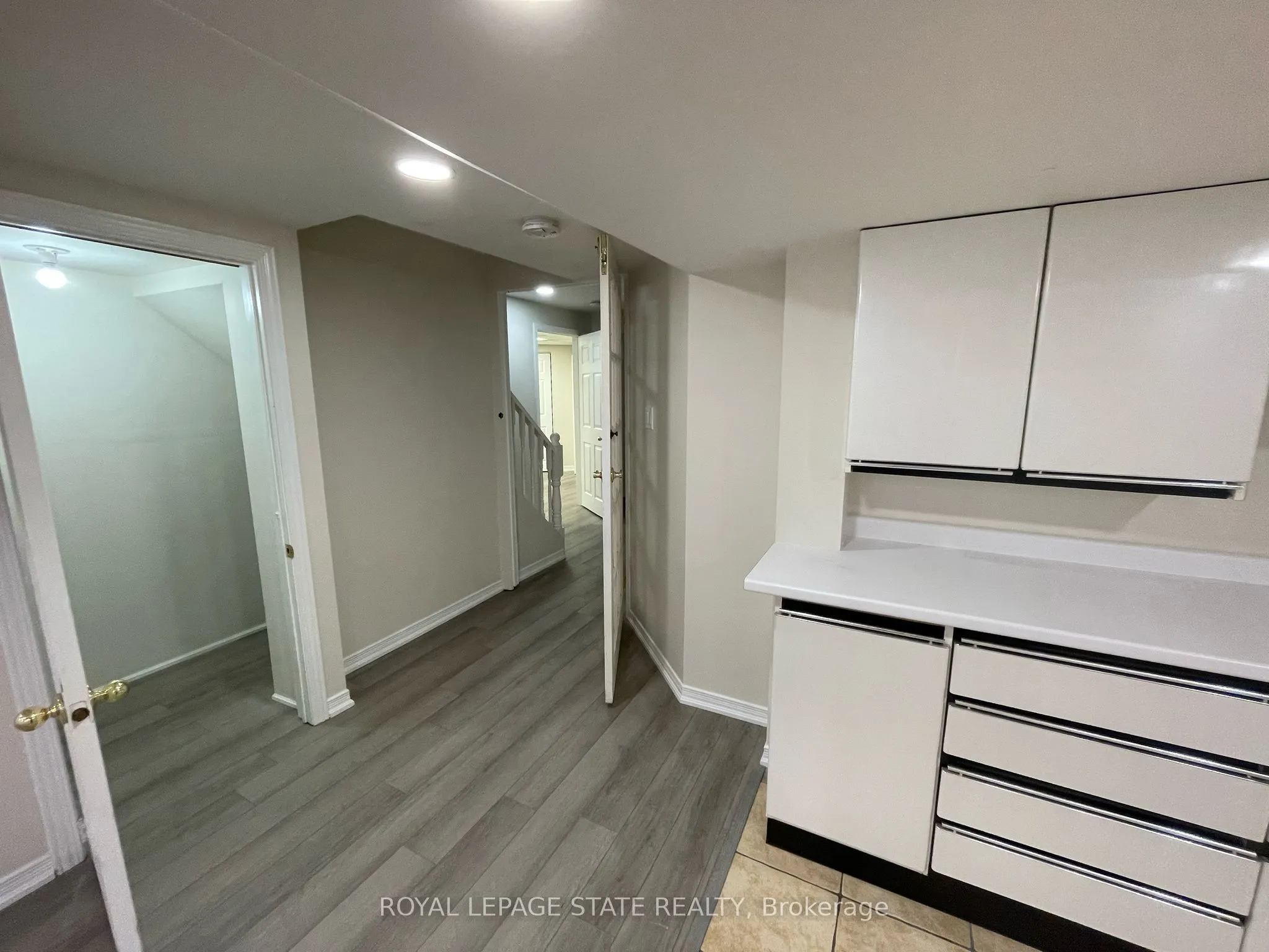 59 Bridgeport Crescent, #Bsmt