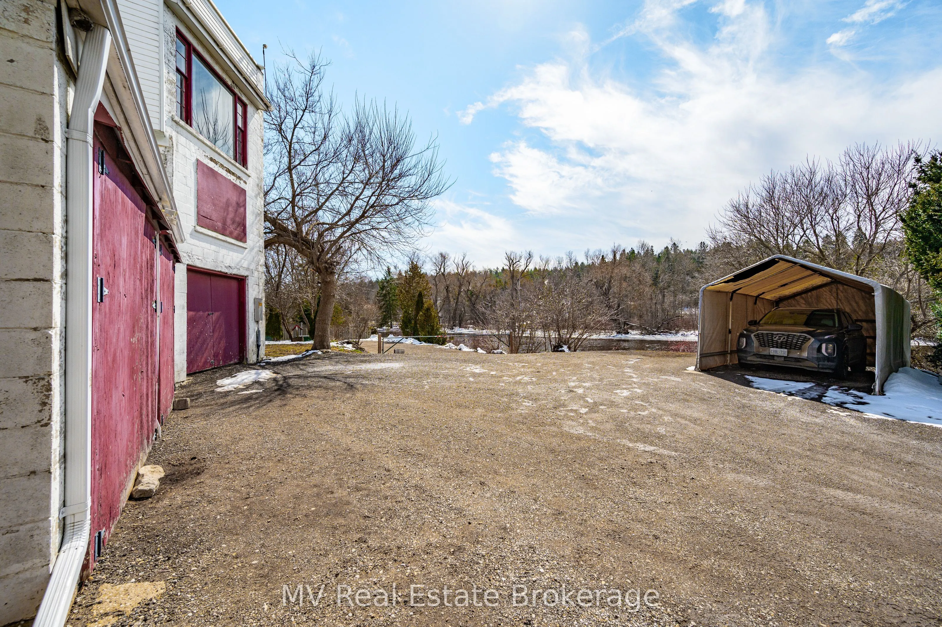 88-90 Main Street