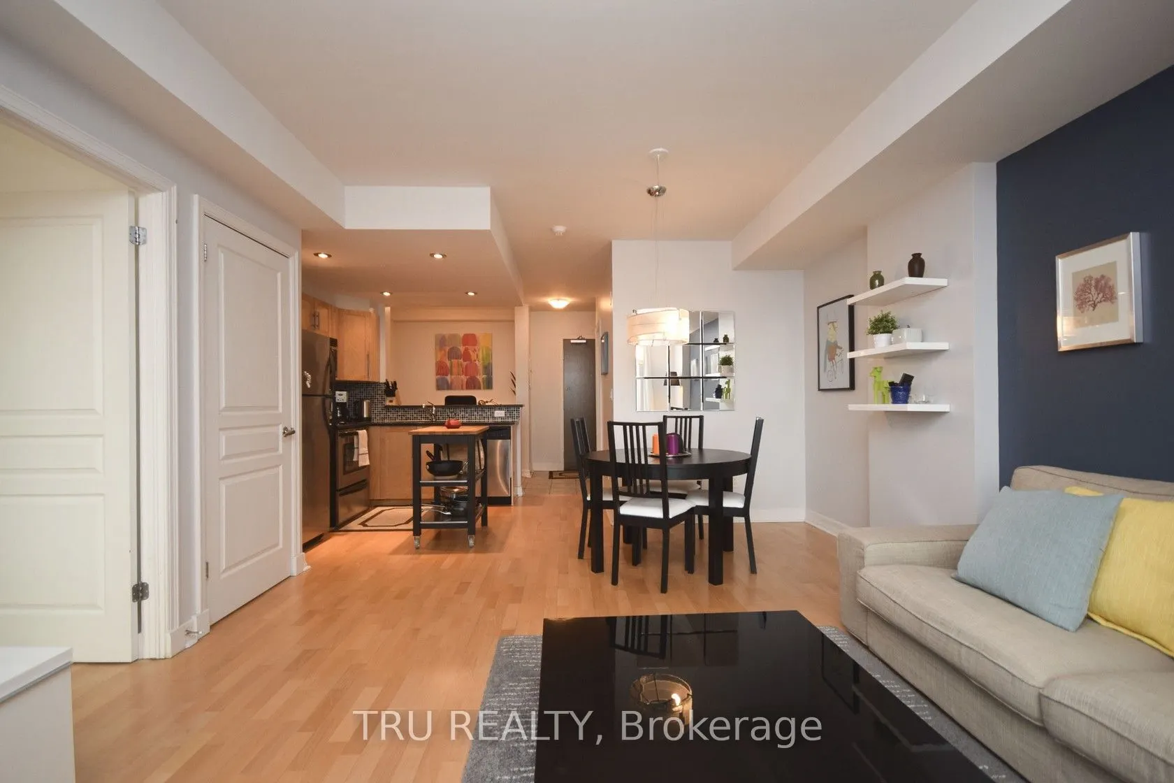200 Besserer Street, #910