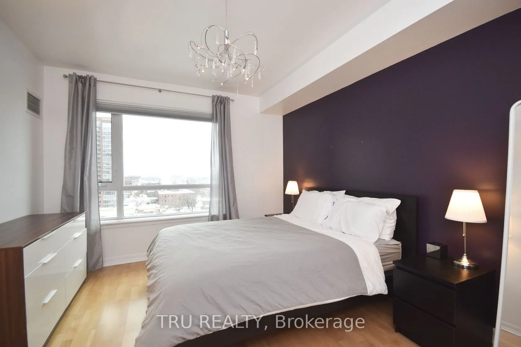 200 Besserer Street, #910