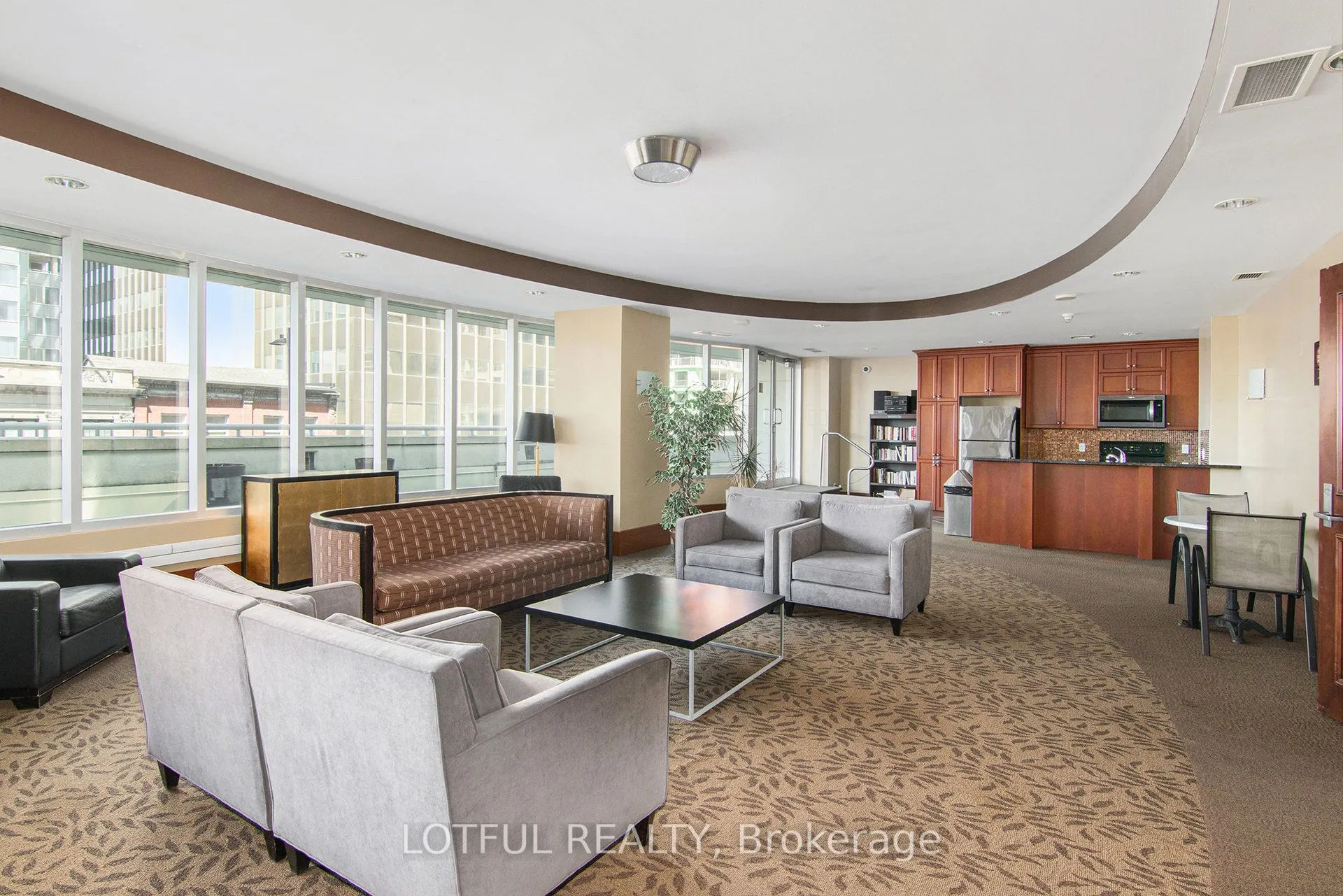 234 Rideau Street, #1703