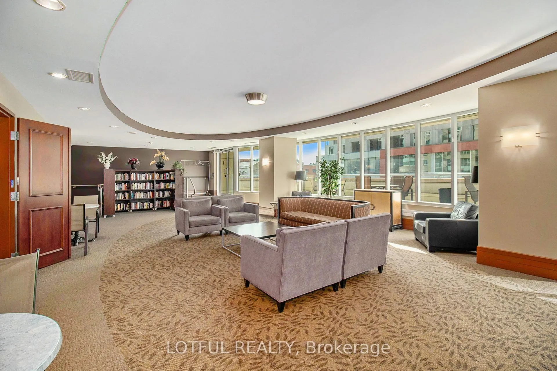 234 Rideau Street, #1703
