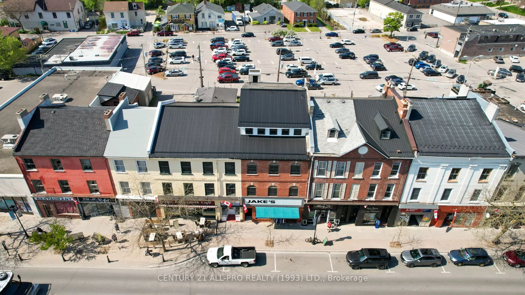 40 King Street W