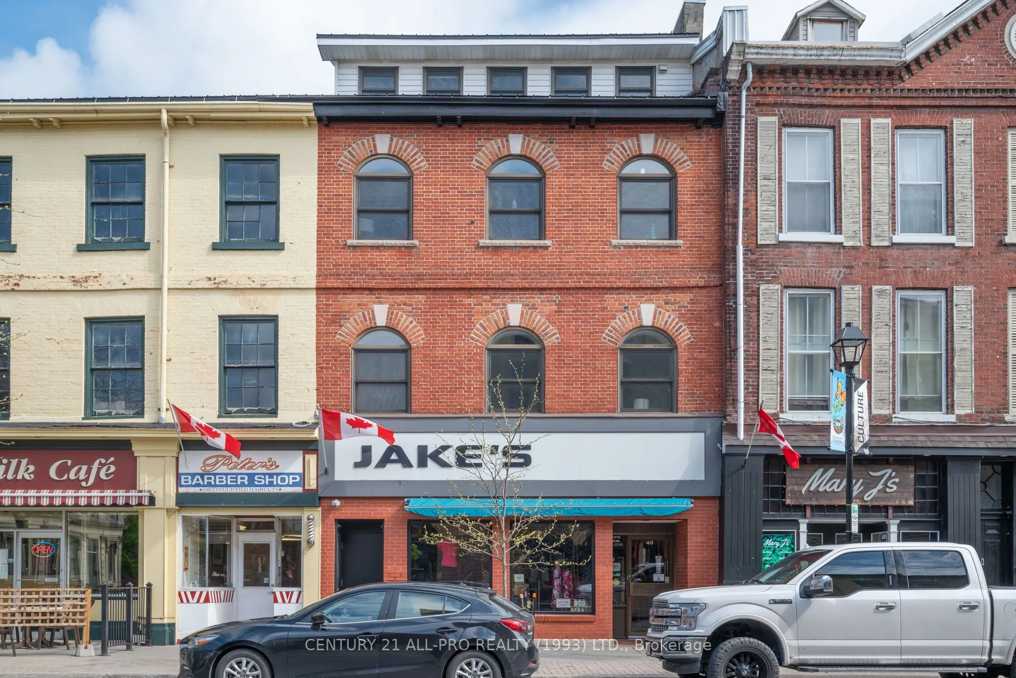 40 King Street W