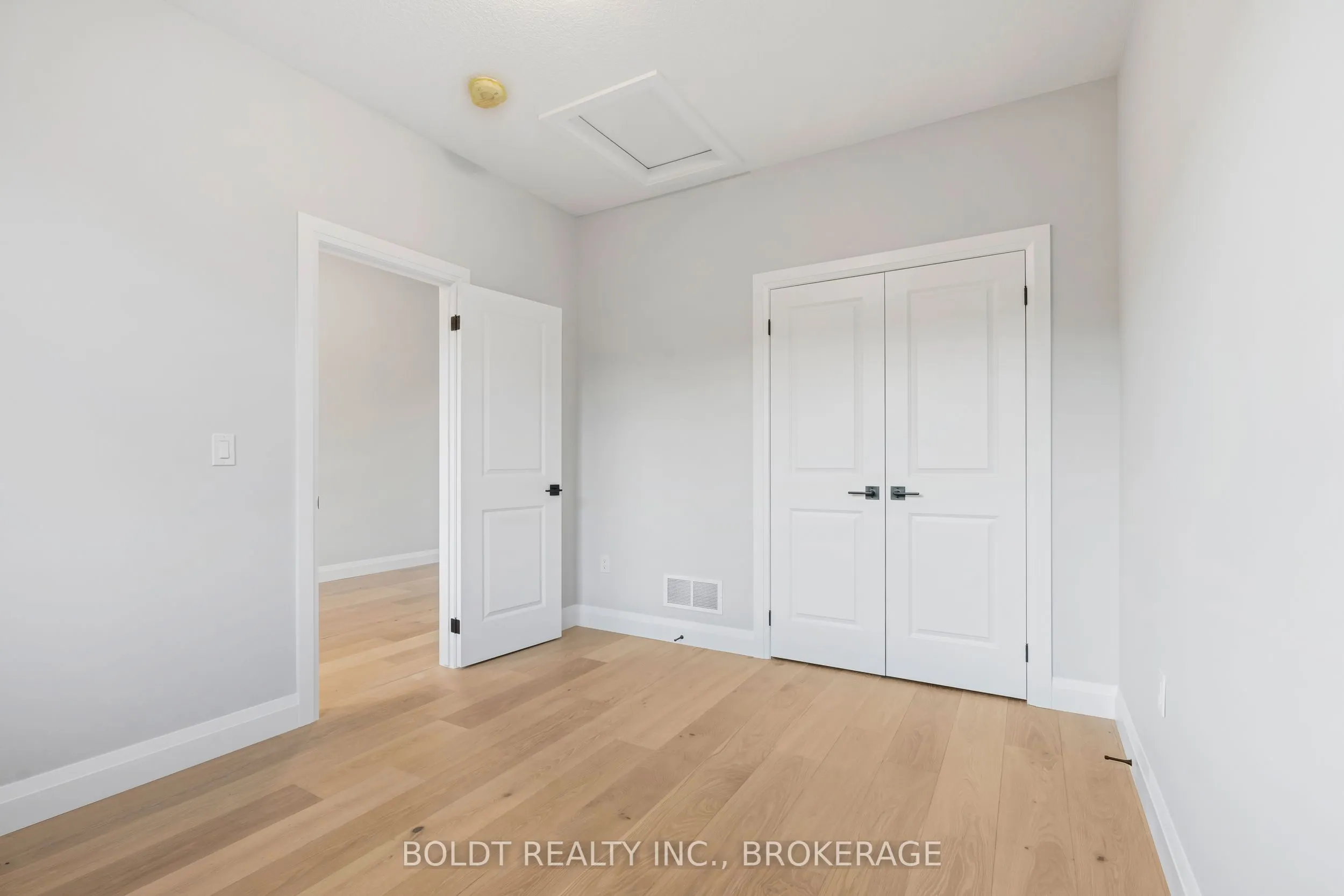 35 WELLSPRING Way