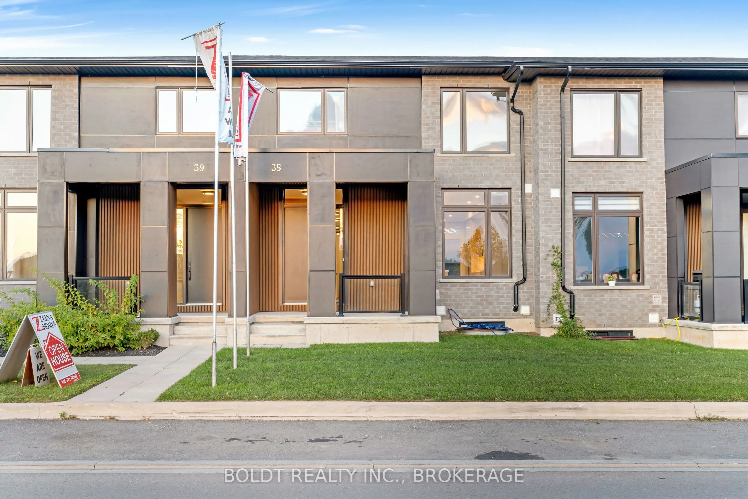 35 WELLSPRING Way