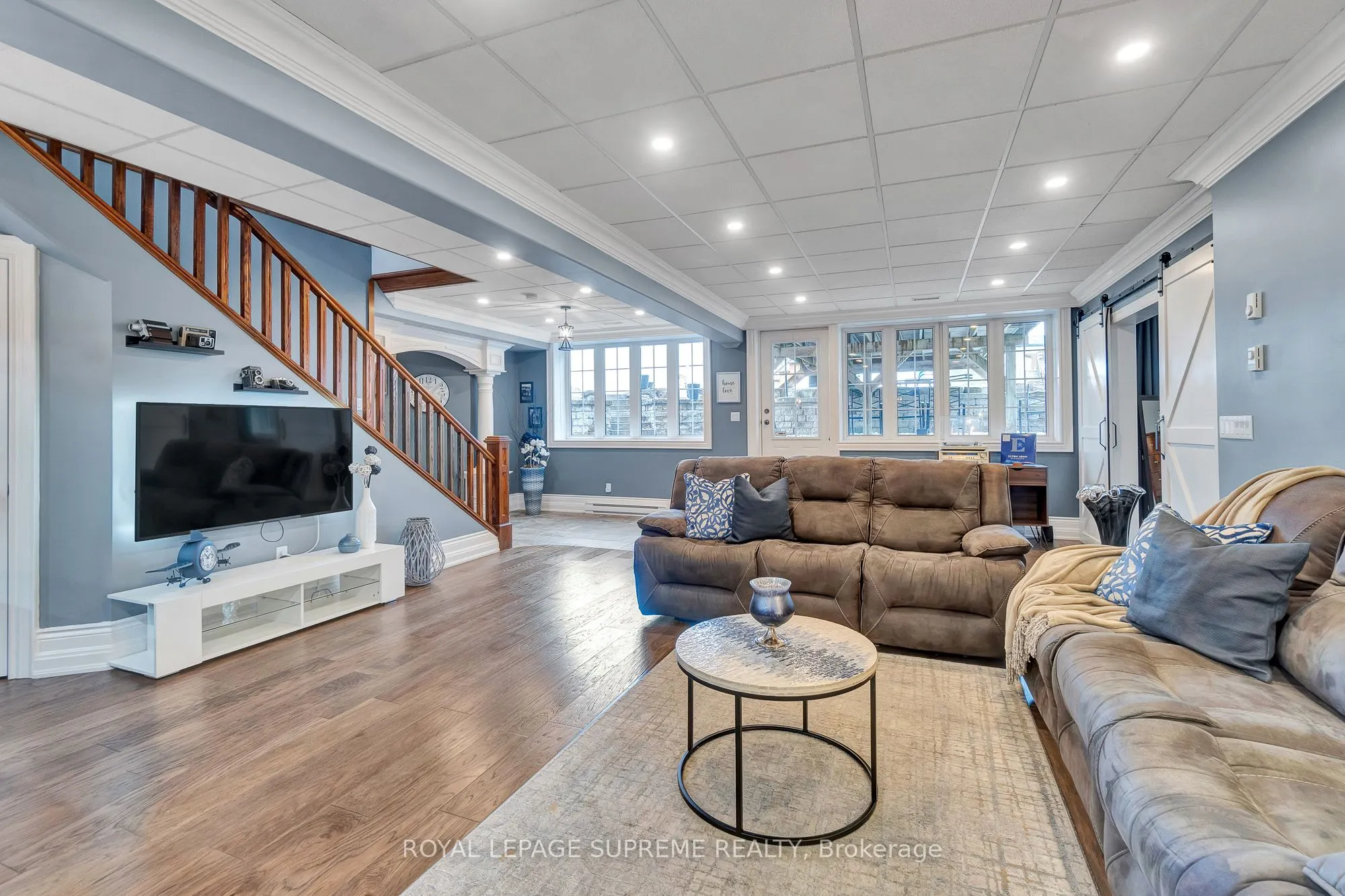 436 8th Concession Road E