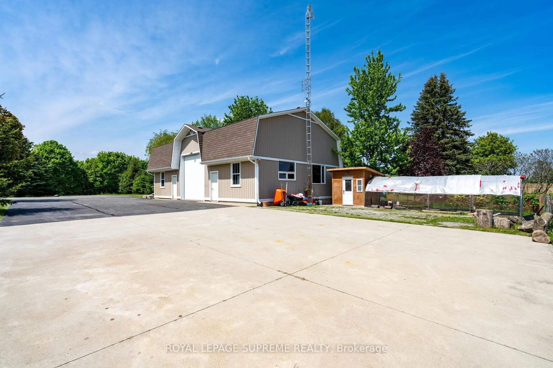 436 8th Concession Road E