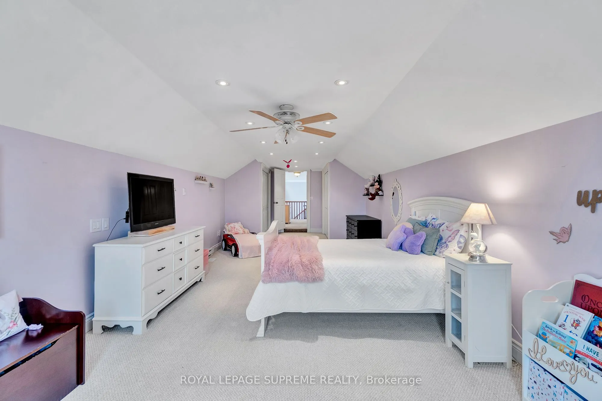 436 8th Concession Road E