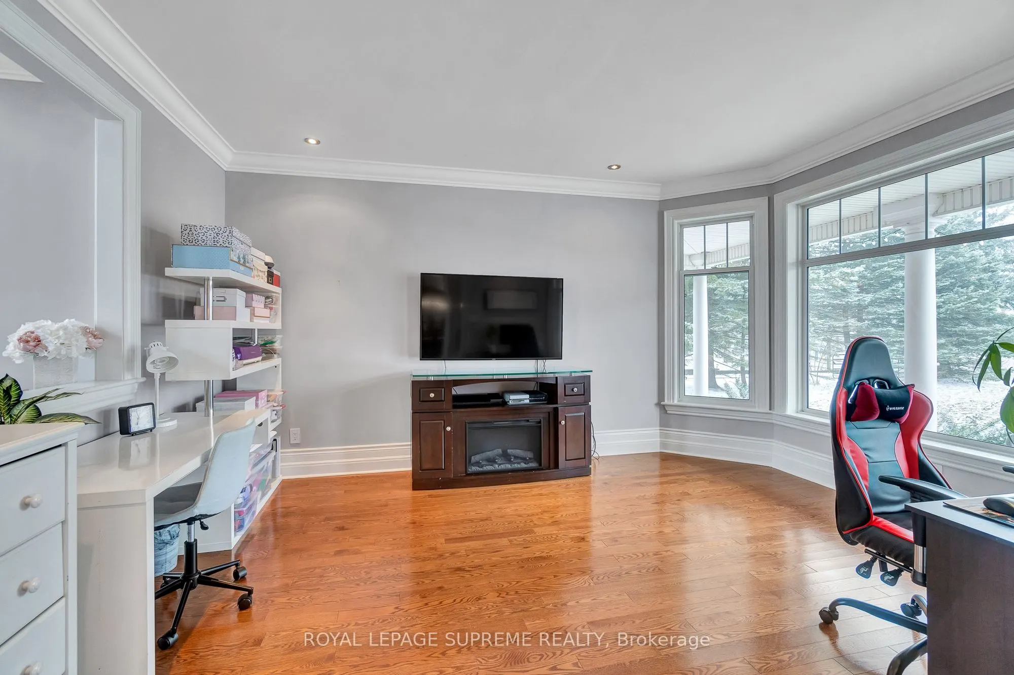 436 8th Concession Road E
