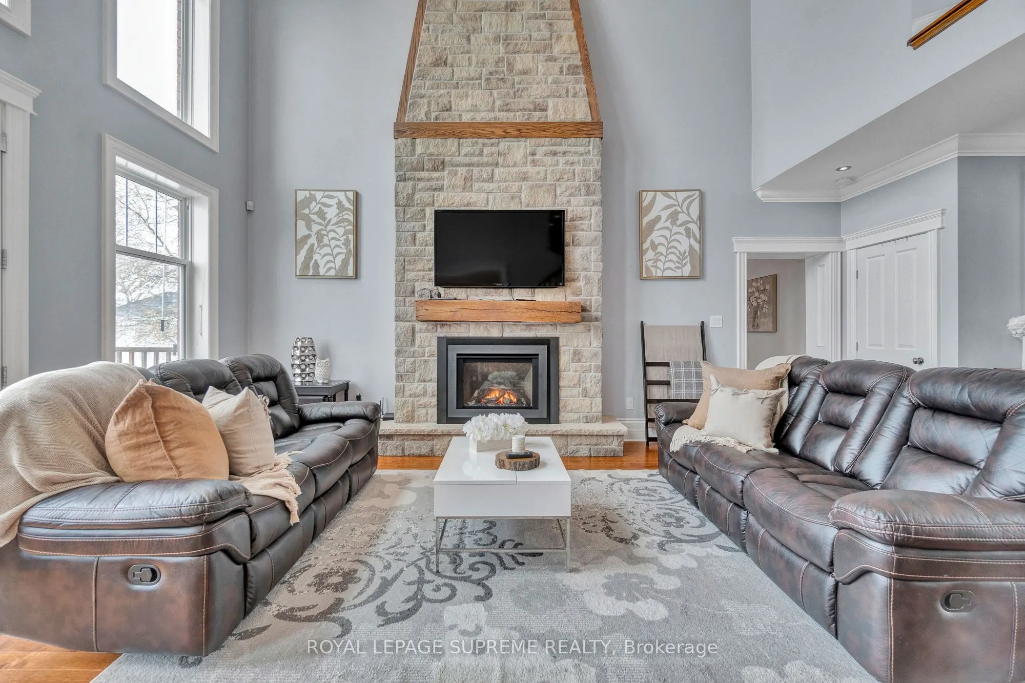 436 8th Concession Road E