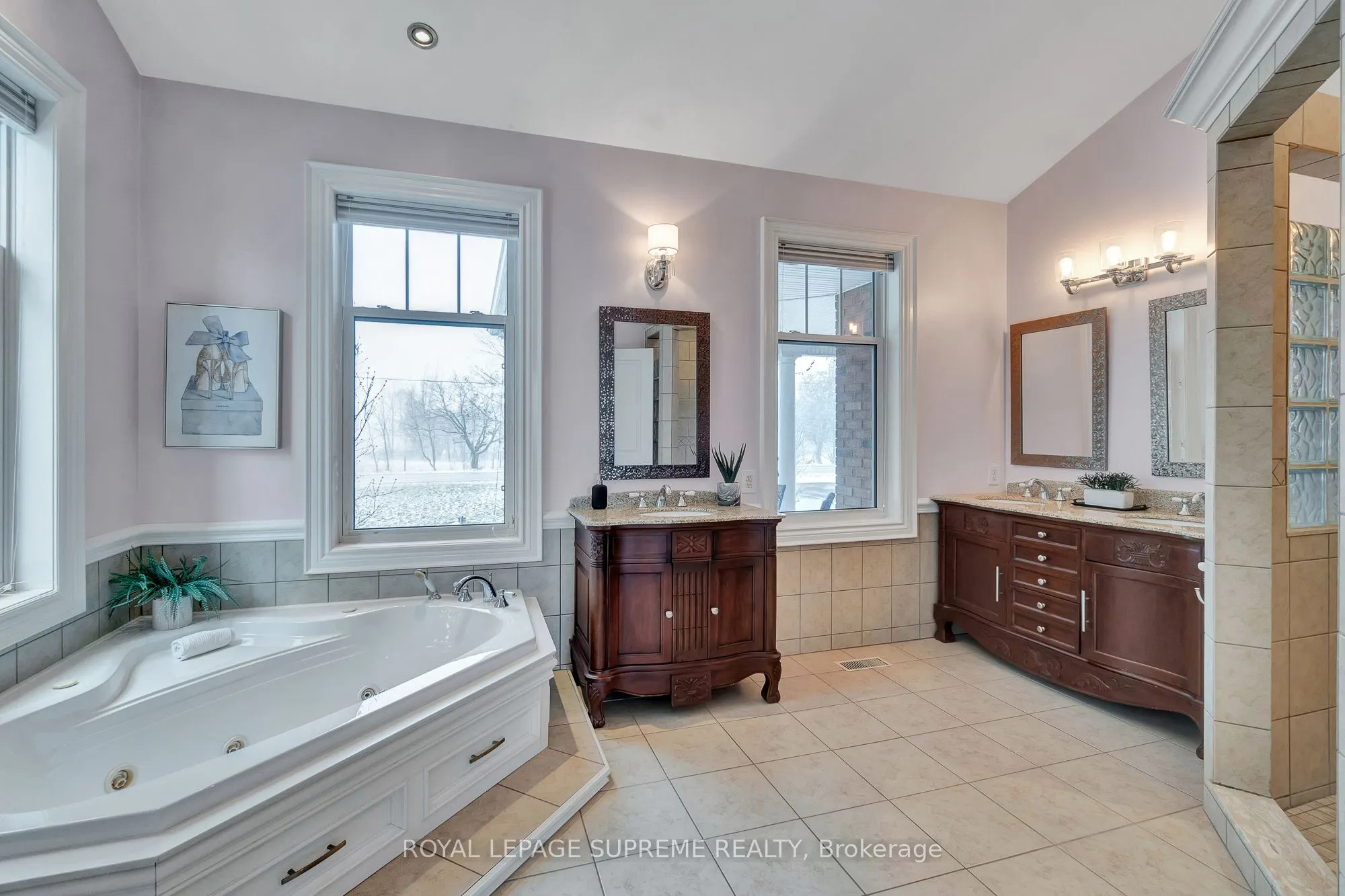 436 8th Concession Road E