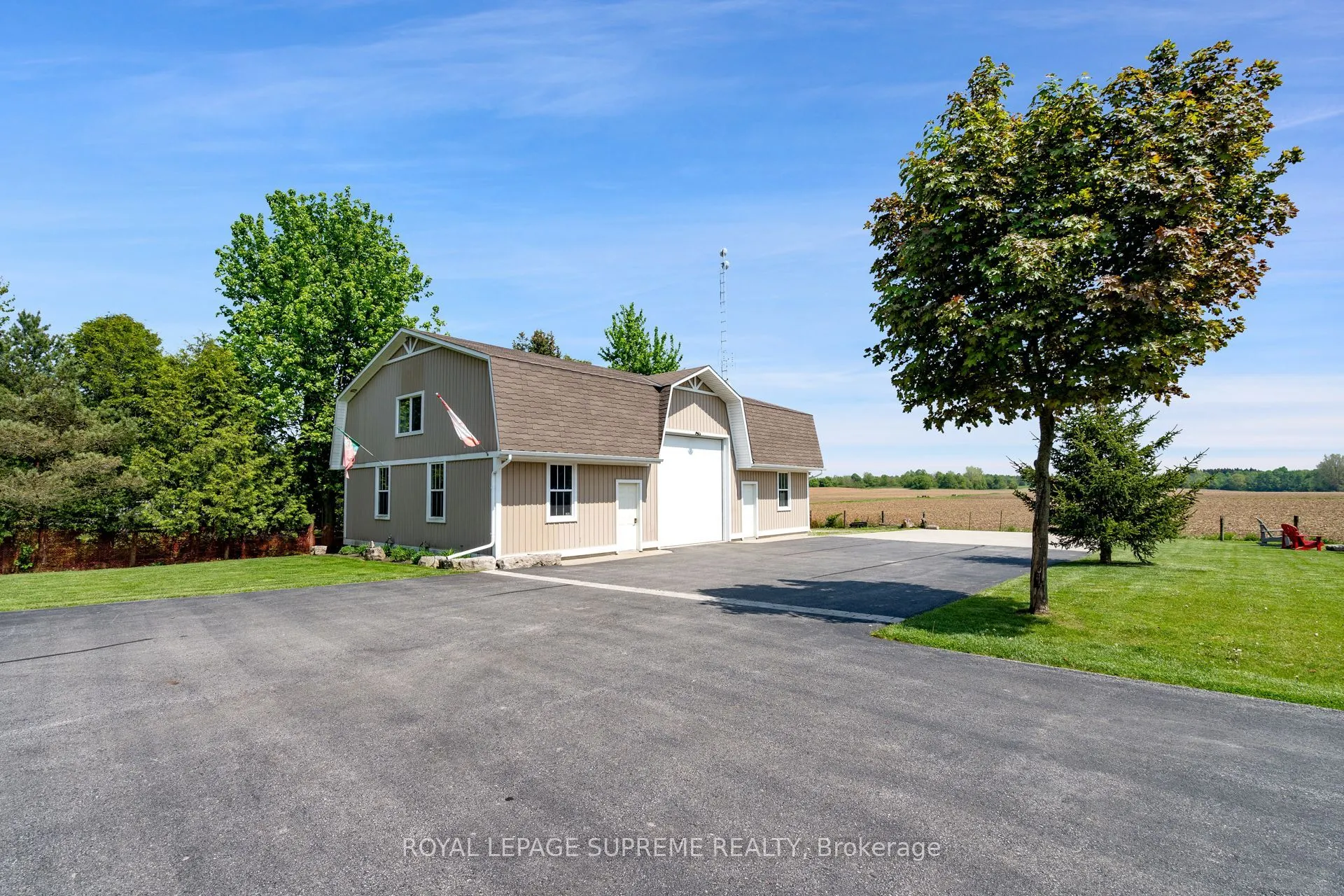 436 8th Concession Road E