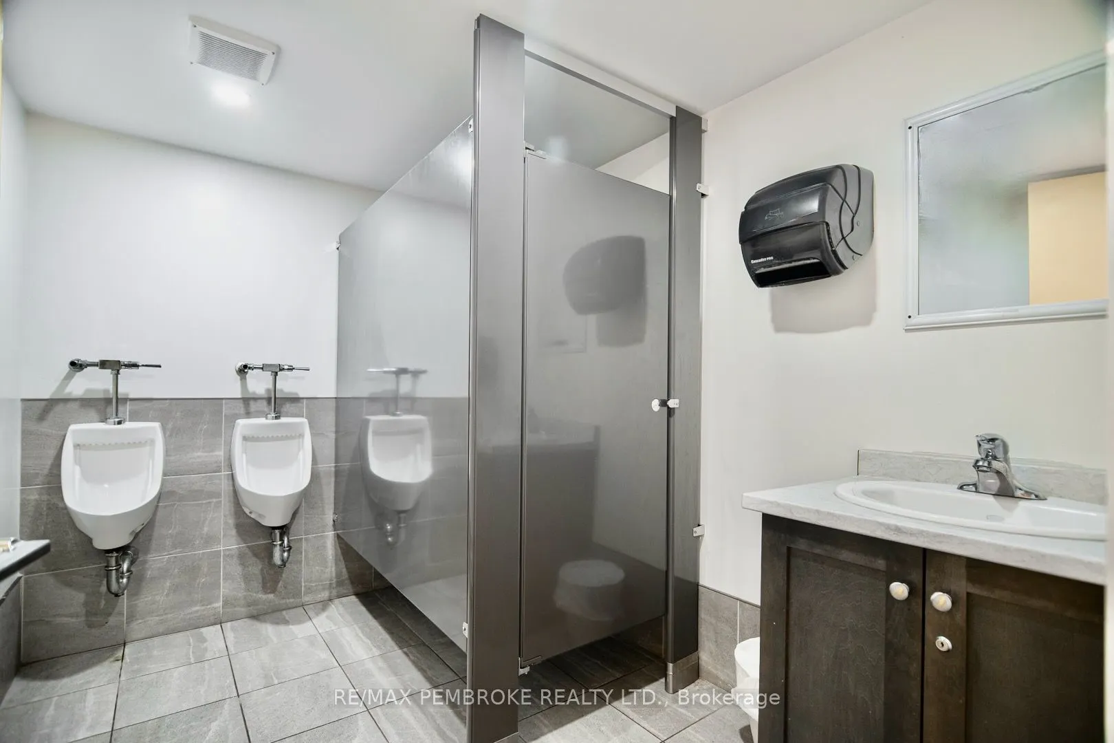 119 Pembroke Street W
