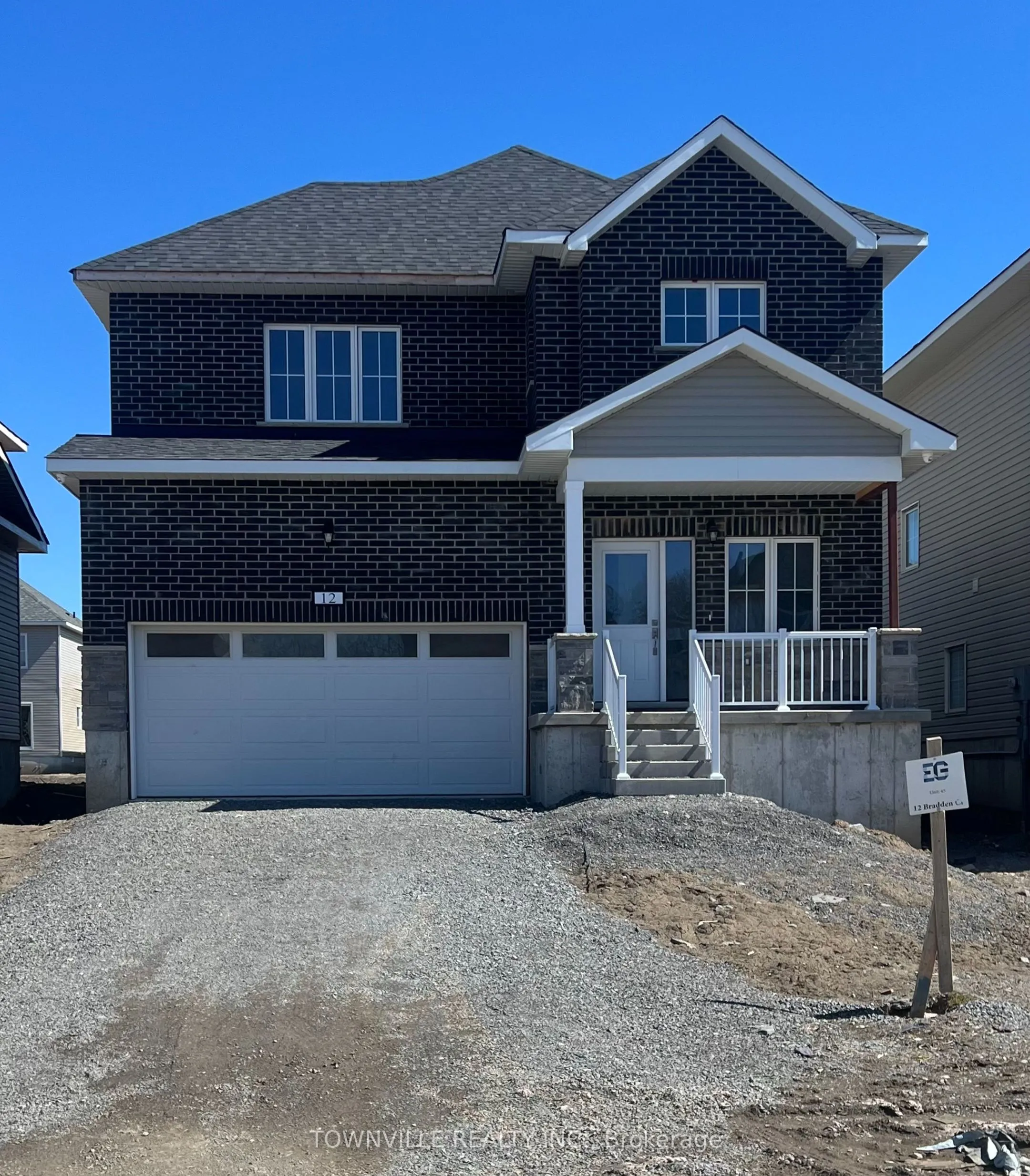 12 Bradden Crescent