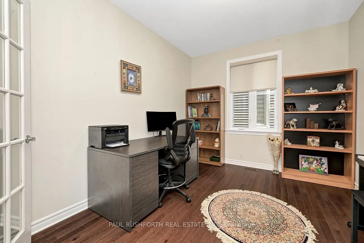 593 Vivera Place