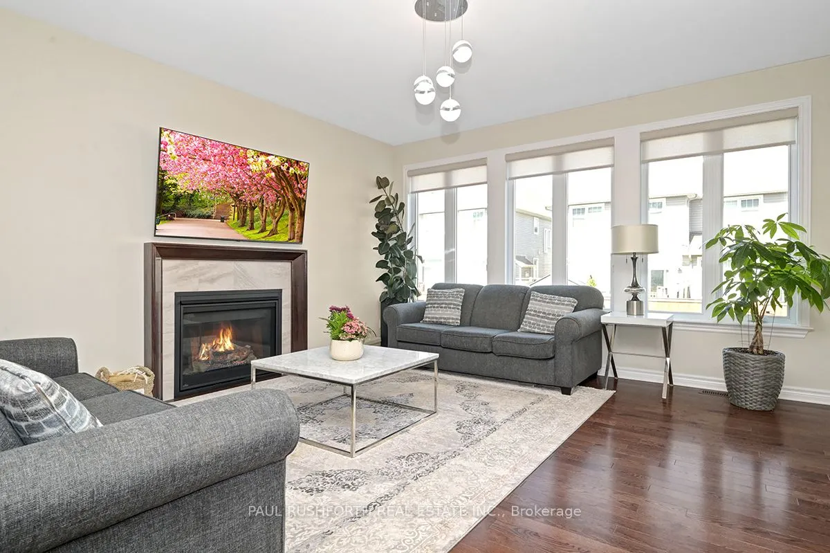 593 Vivera Place