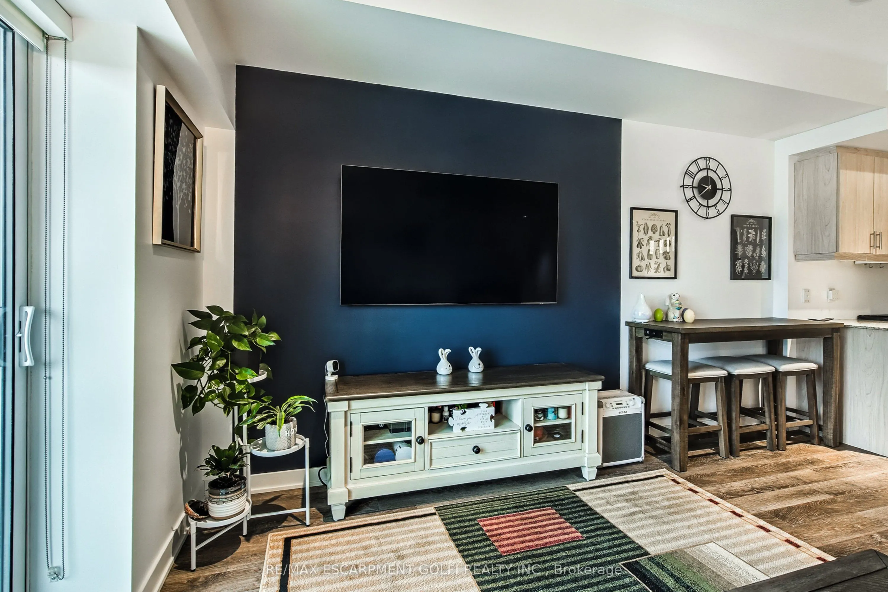16 Markle Crescent, #403