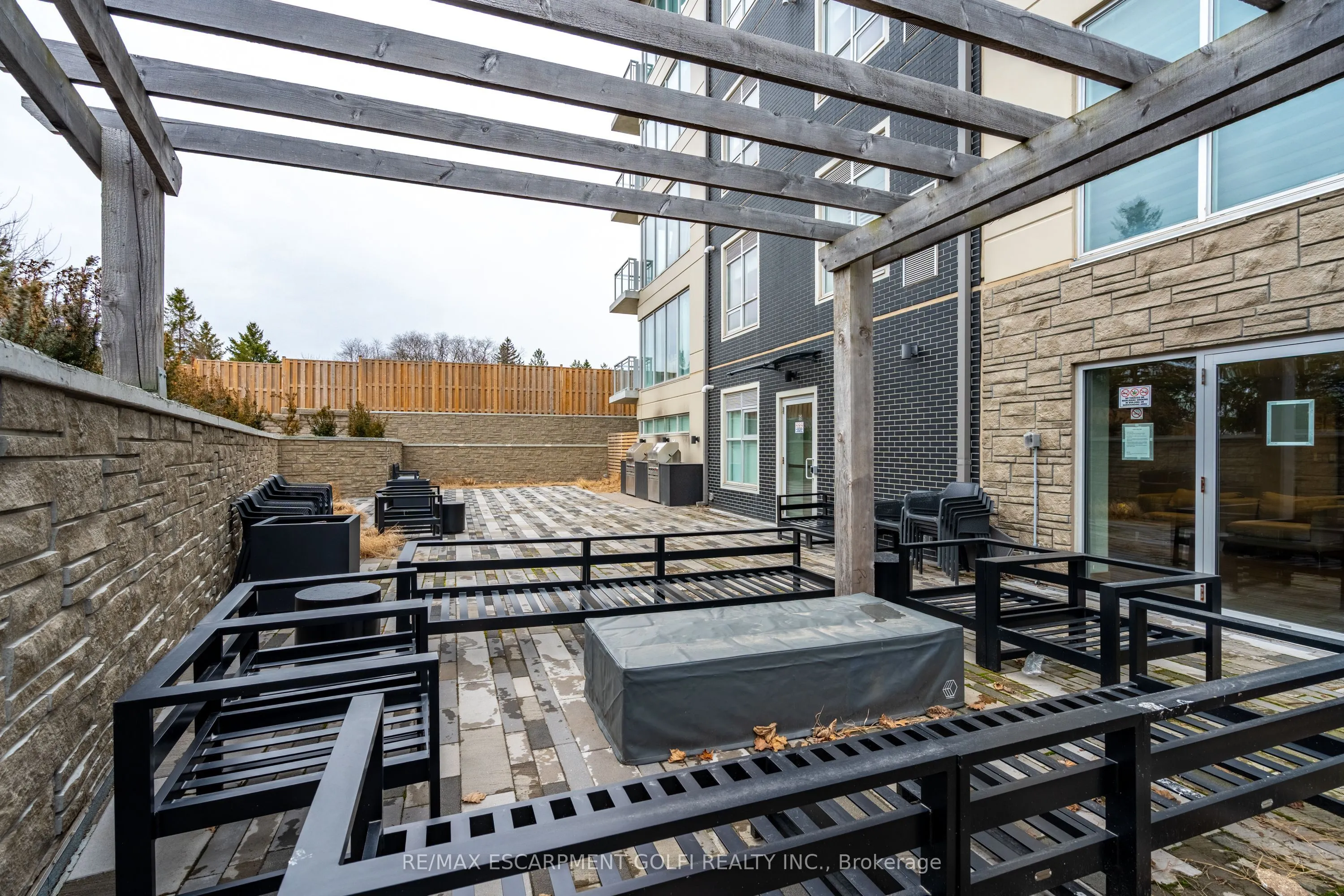 16 Markle Crescent, #403