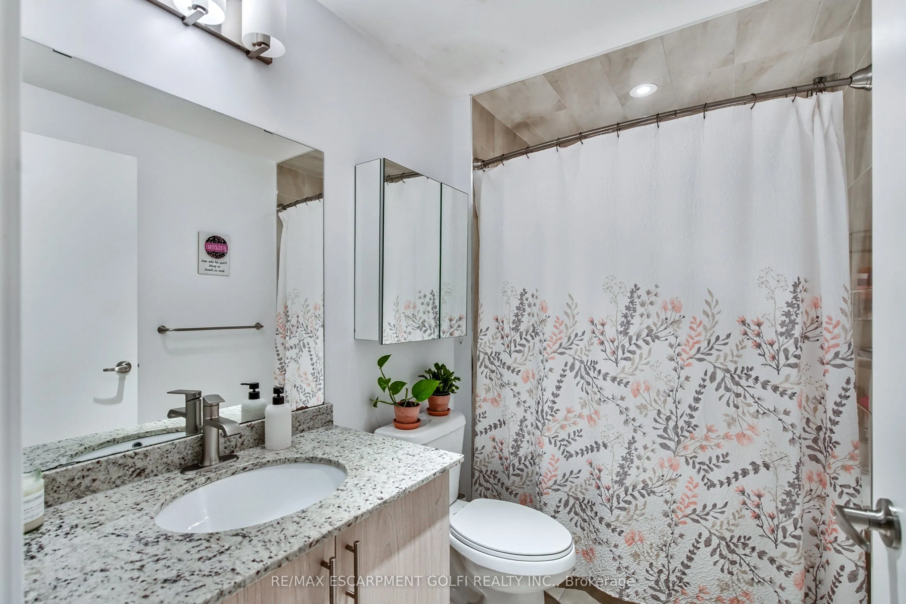 16 Markle Crescent, #403
