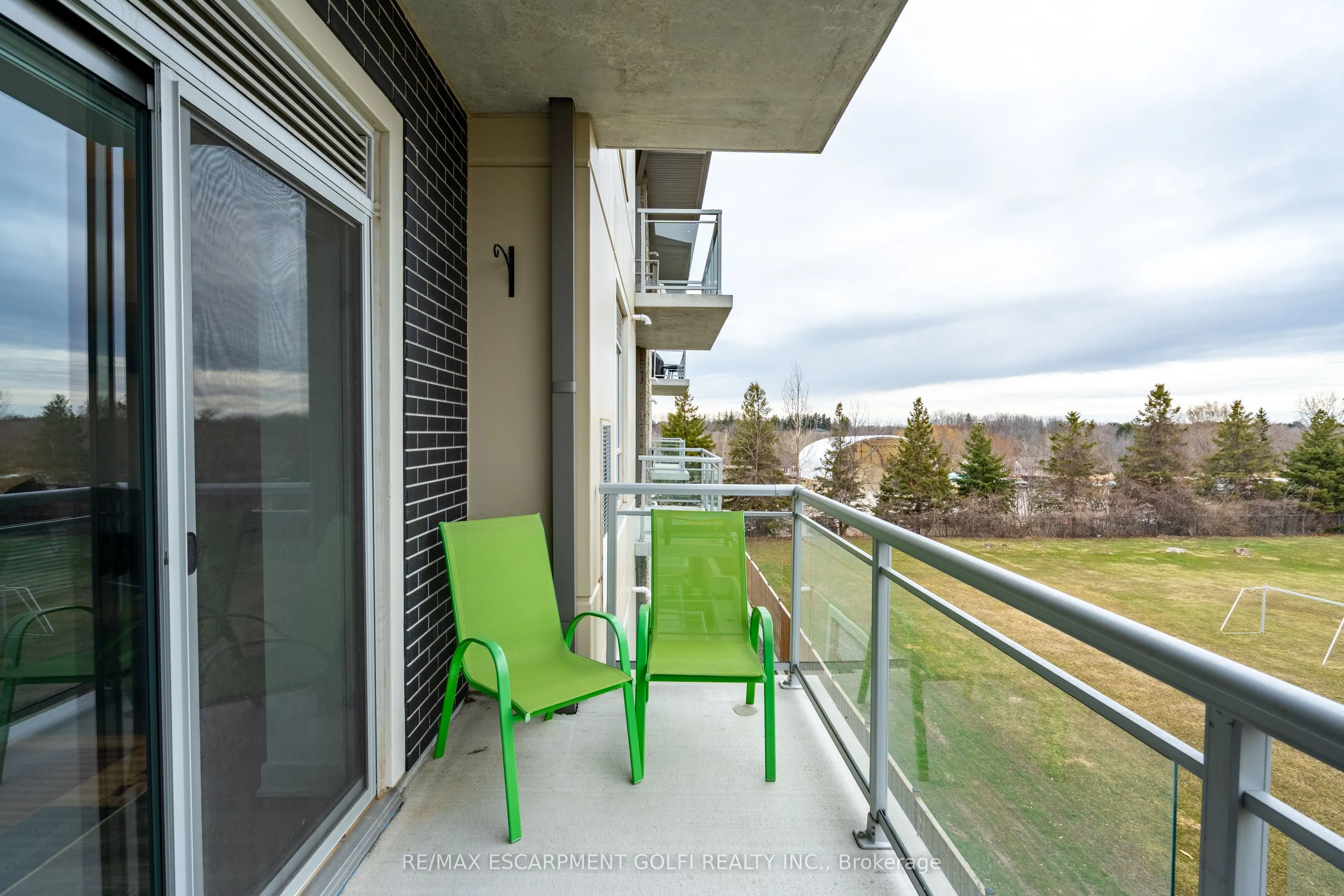 16 Markle Crescent, #403