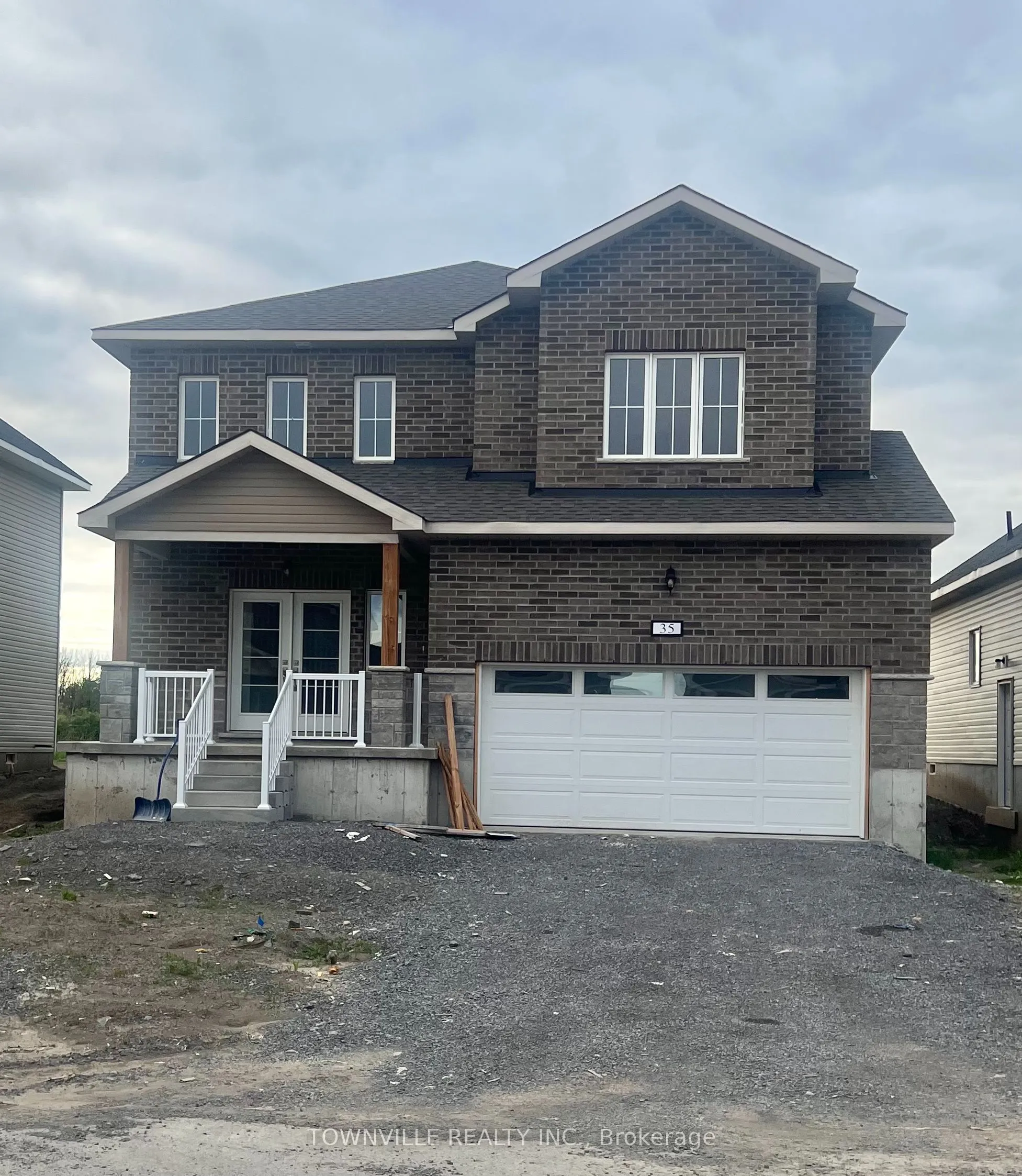 35 Bradden Crescent
