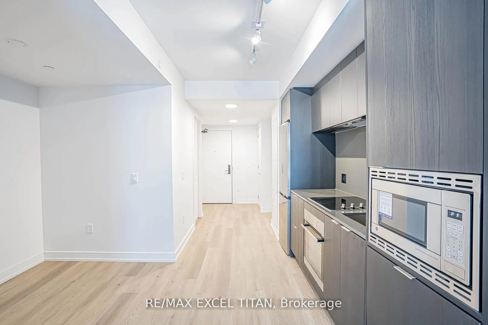 1 Jarvis Street #614