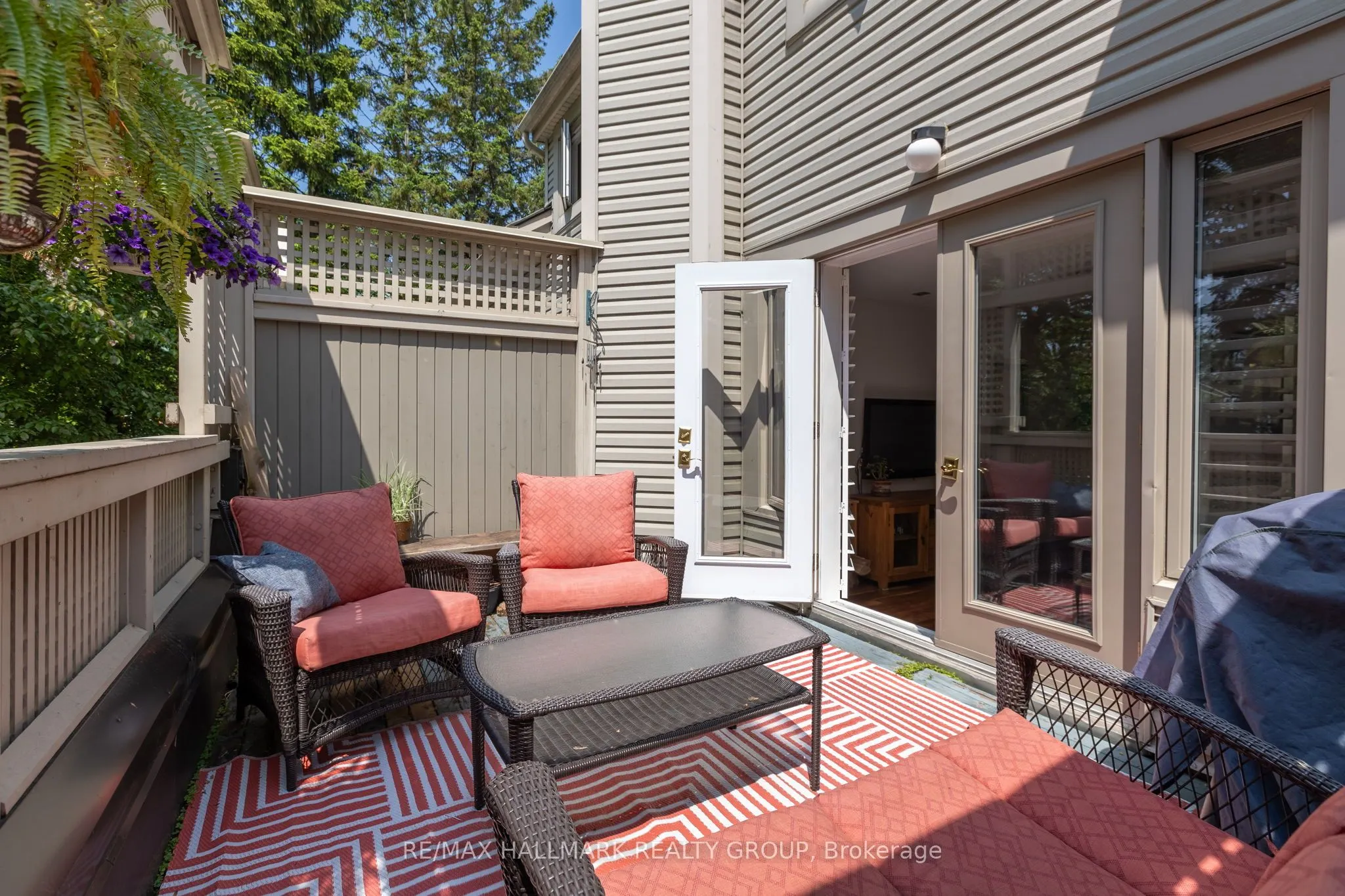 20 Charlevoix Street, #15