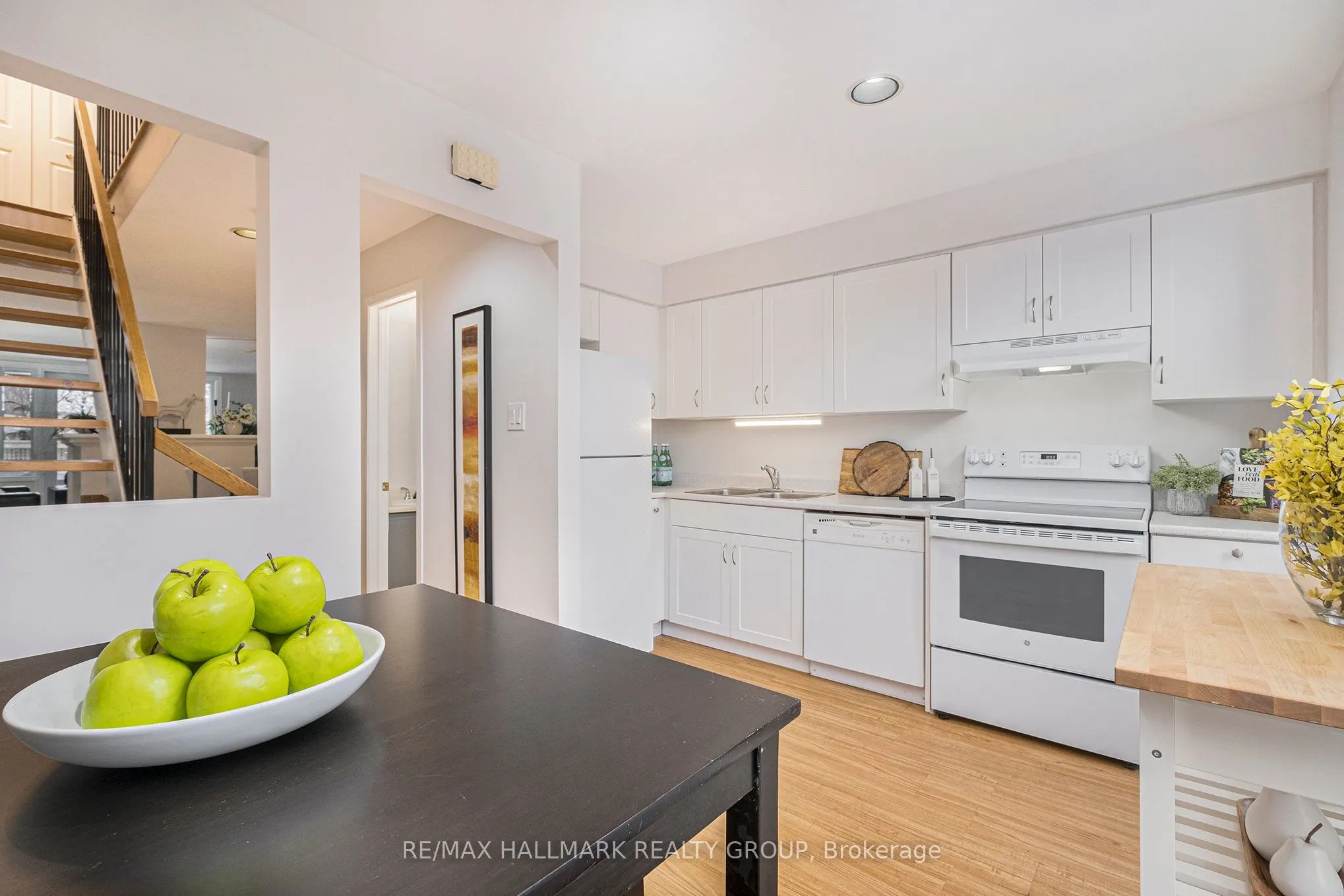 20 Charlevoix Street, #15