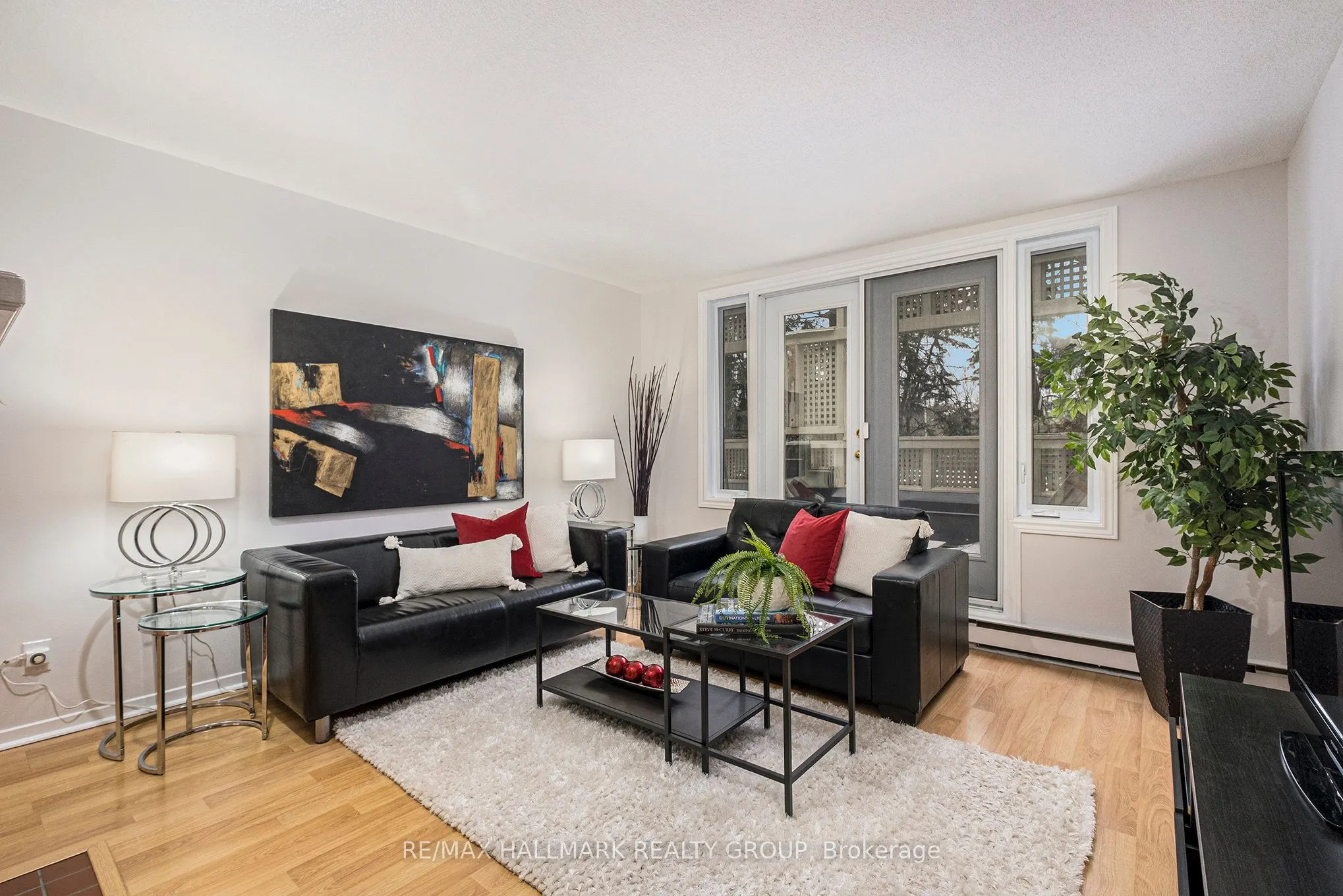 20 Charlevoix Street, #15