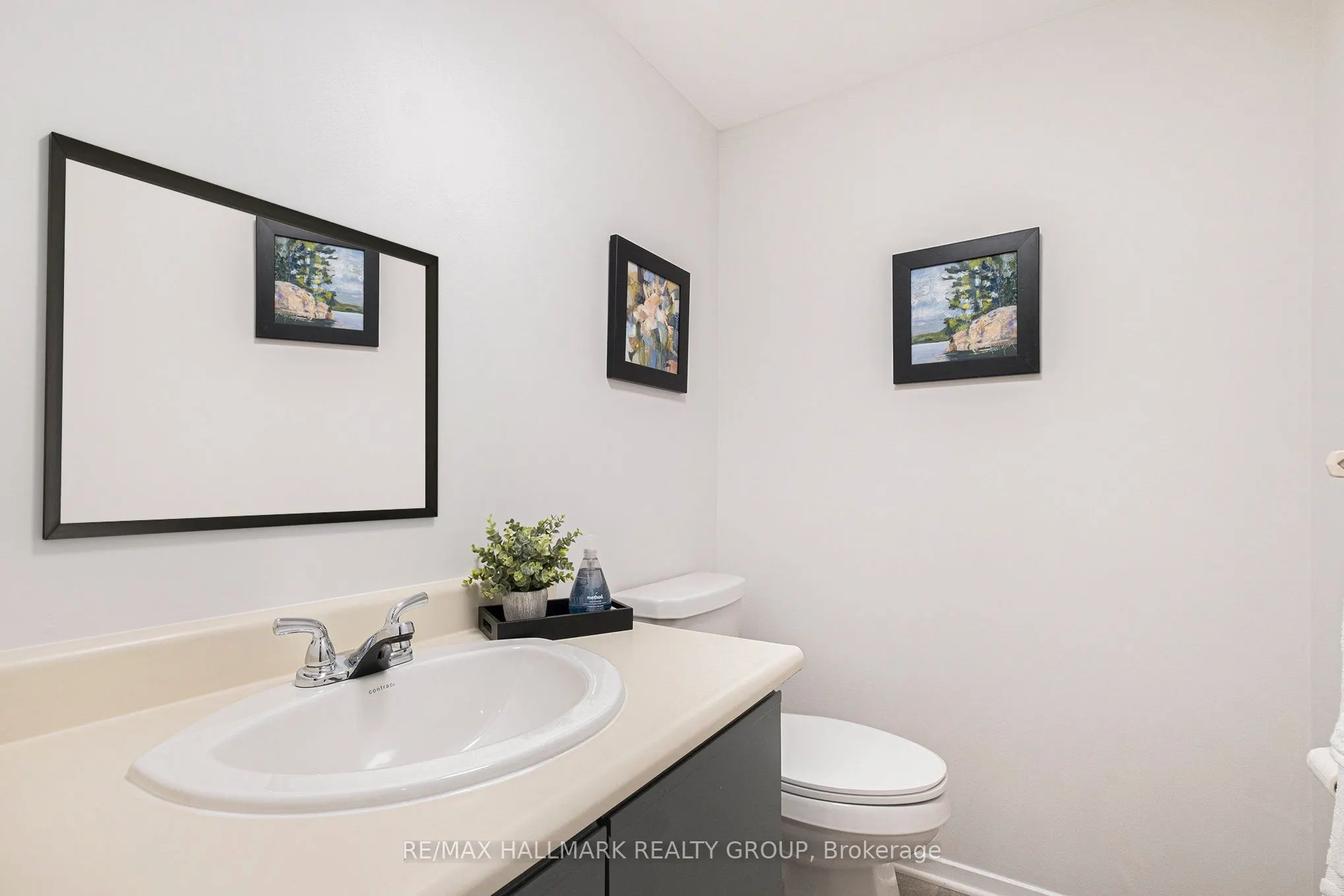 20 Charlevoix Street, #15