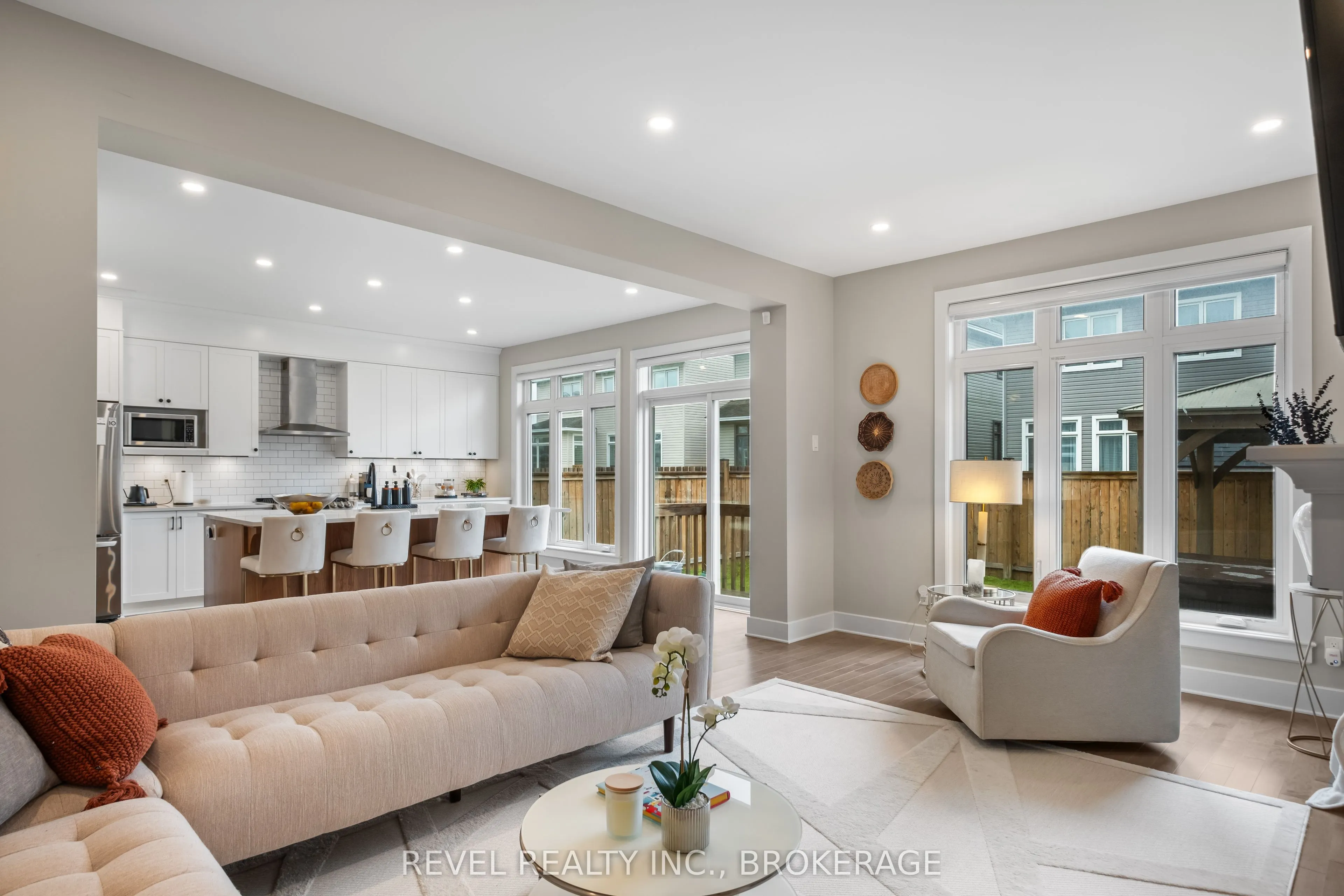 709 Riverview Way
