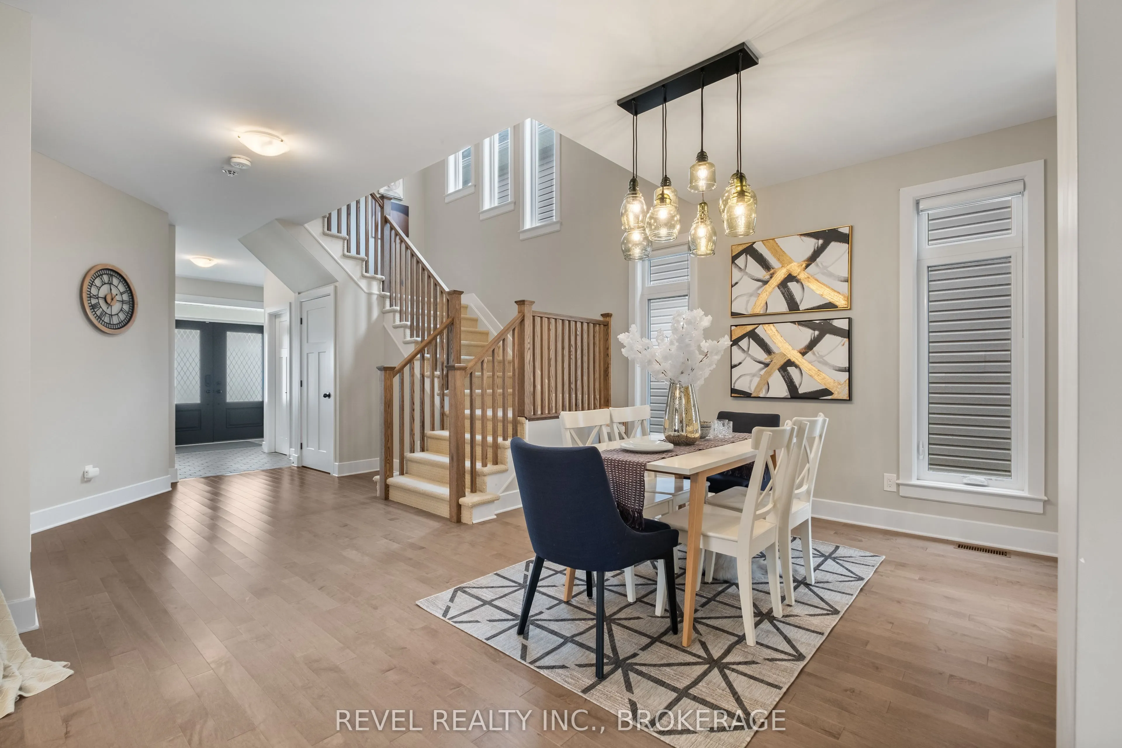 709 Riverview Way