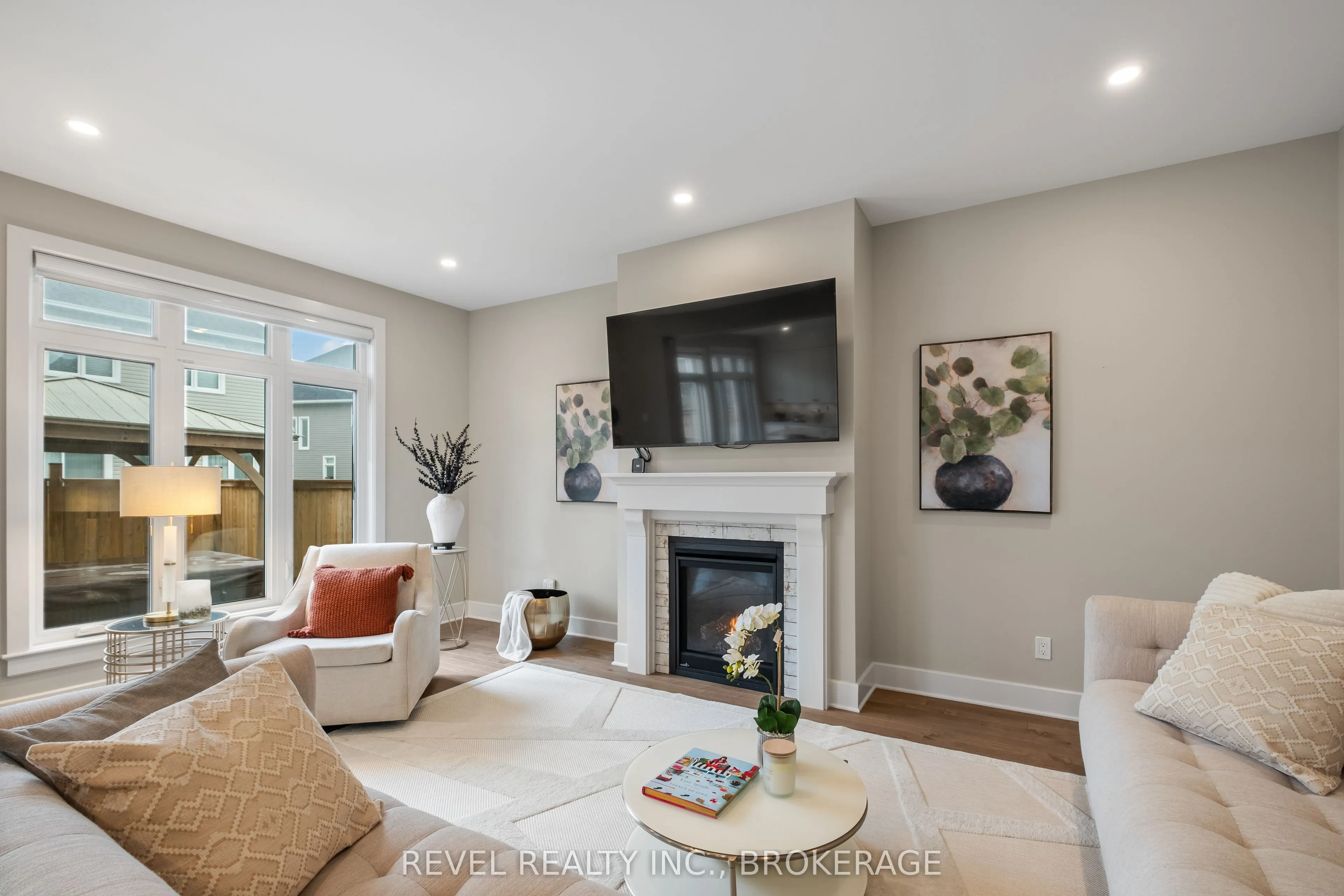 709 Riverview Way