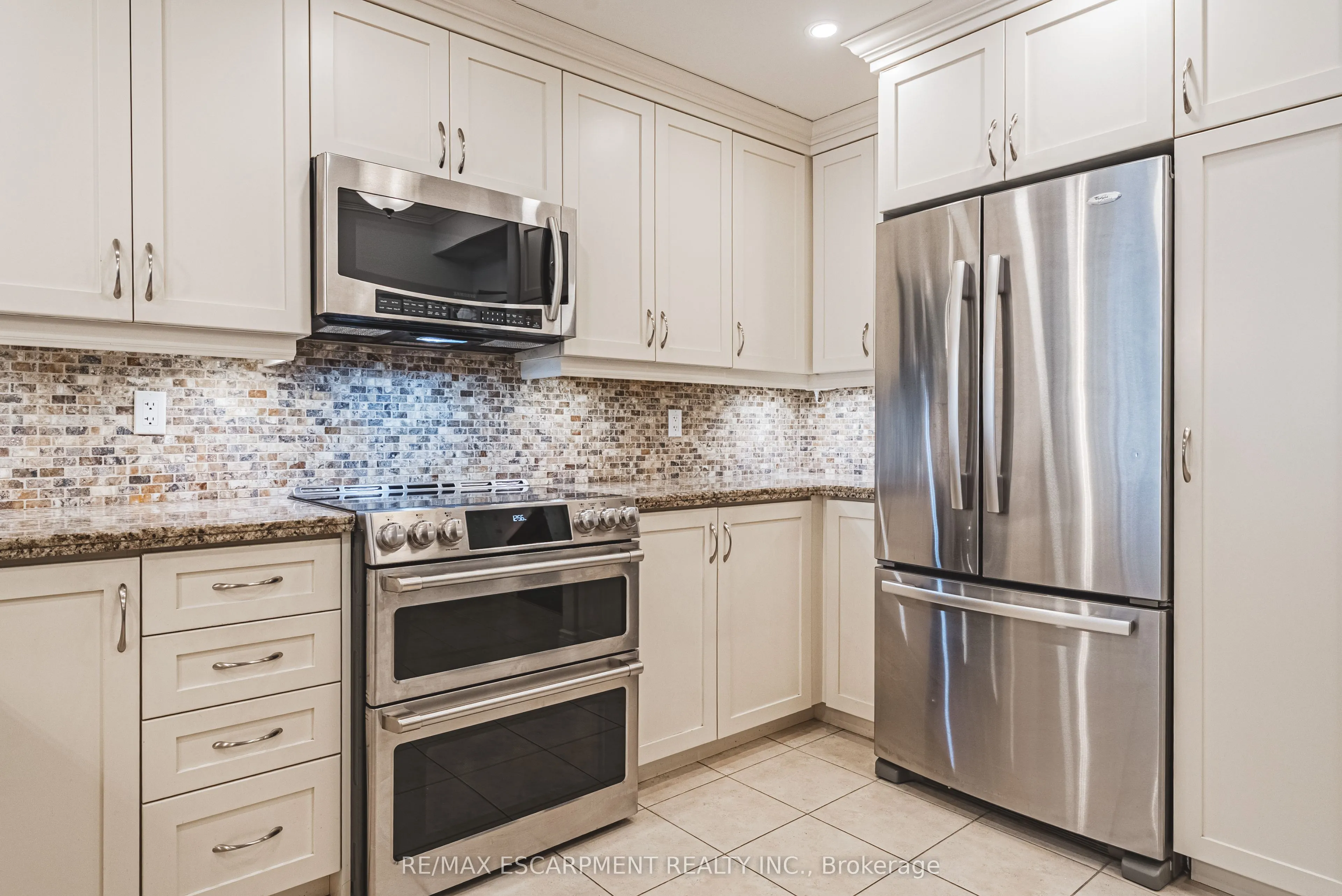 125 Wilson Street W #107