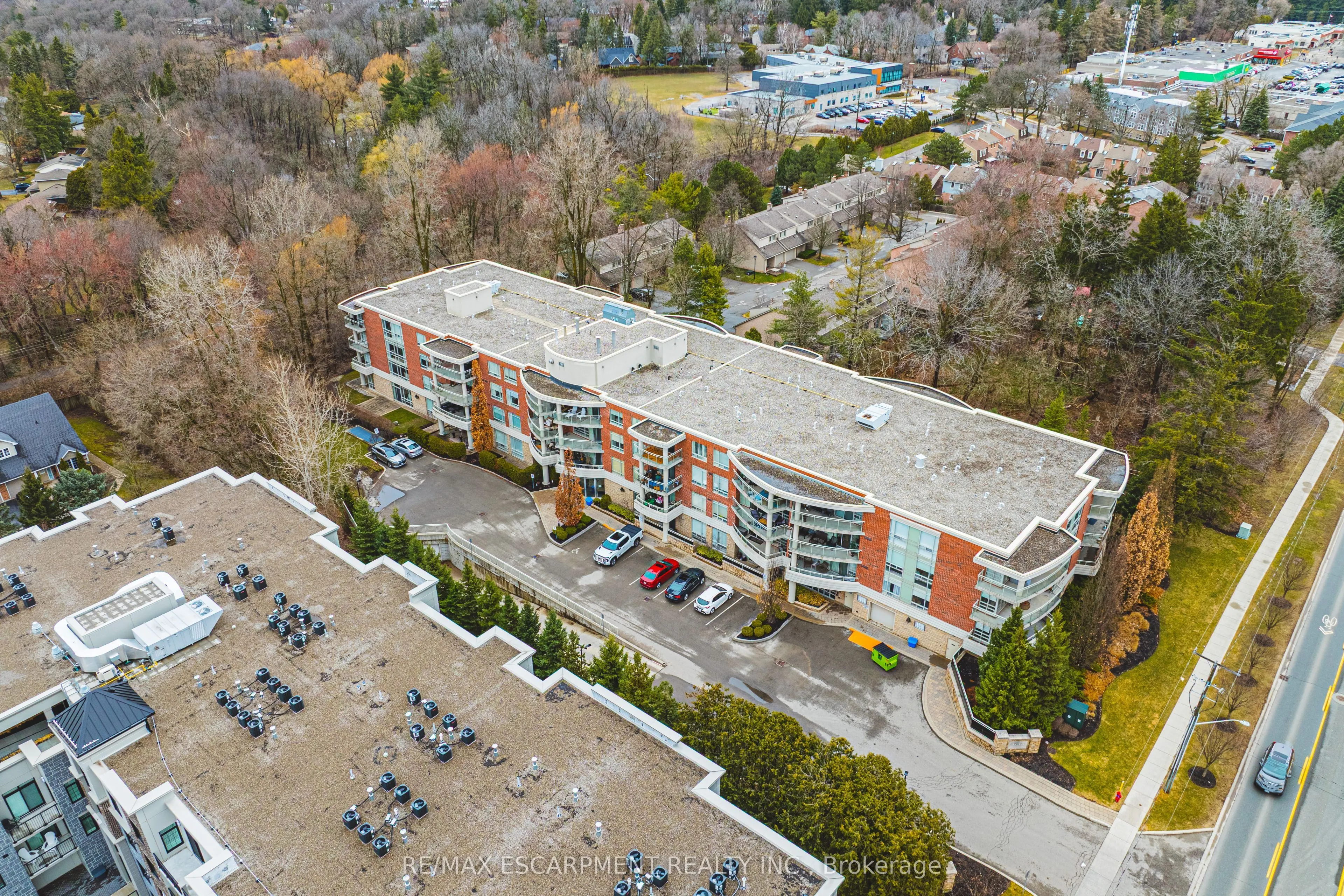 125 Wilson Street W #107