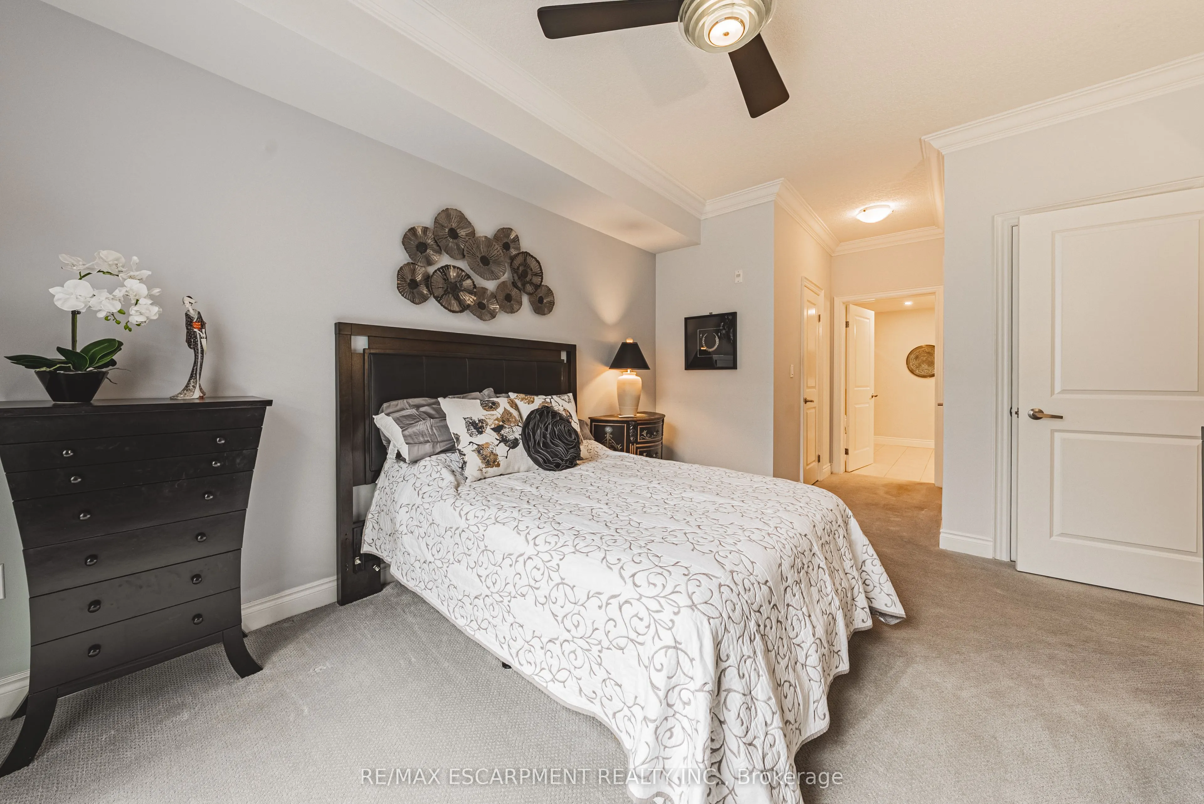125 Wilson Street W #107