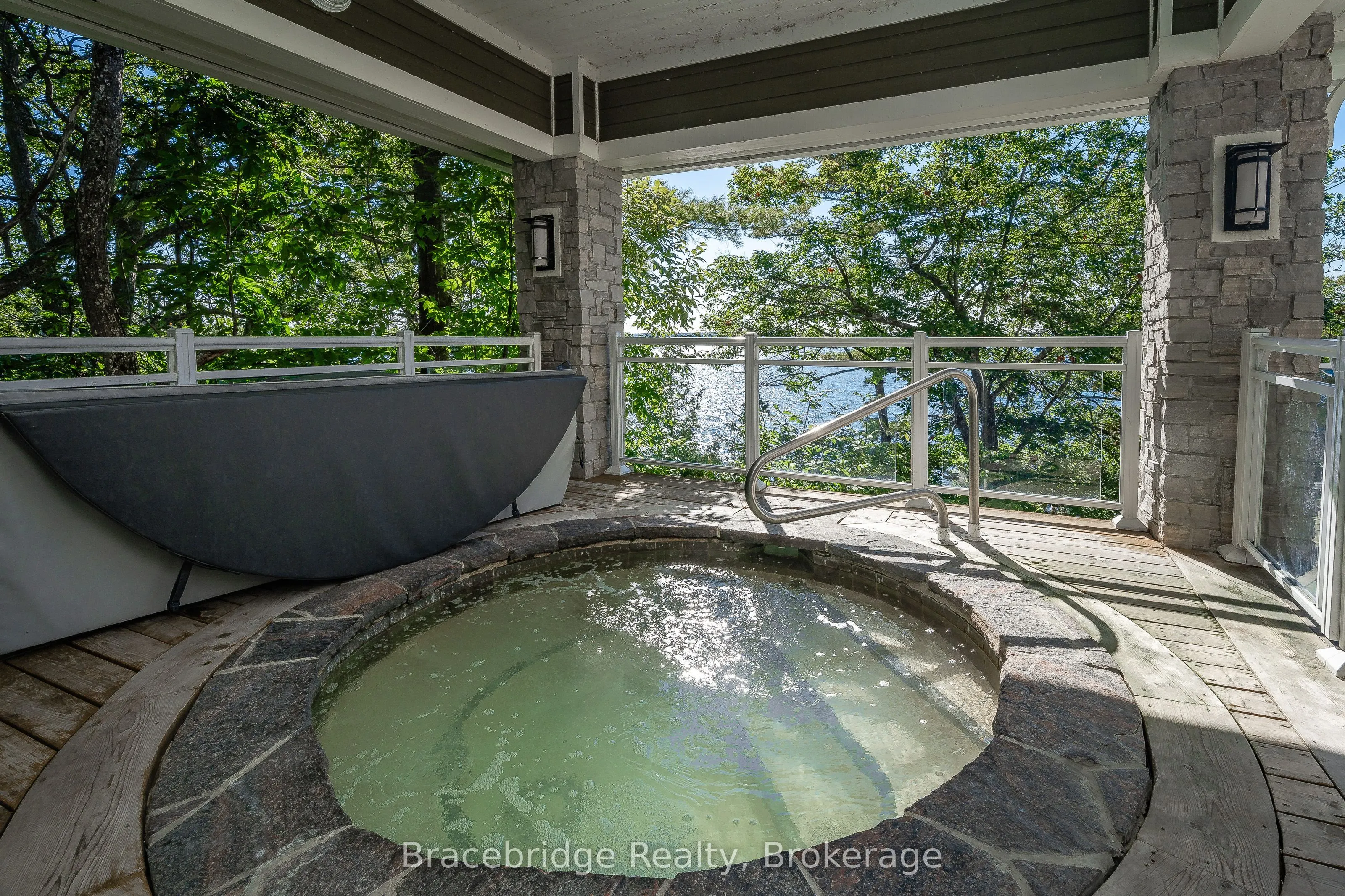 1869 Muskoka 118 Road W, #E206-D1