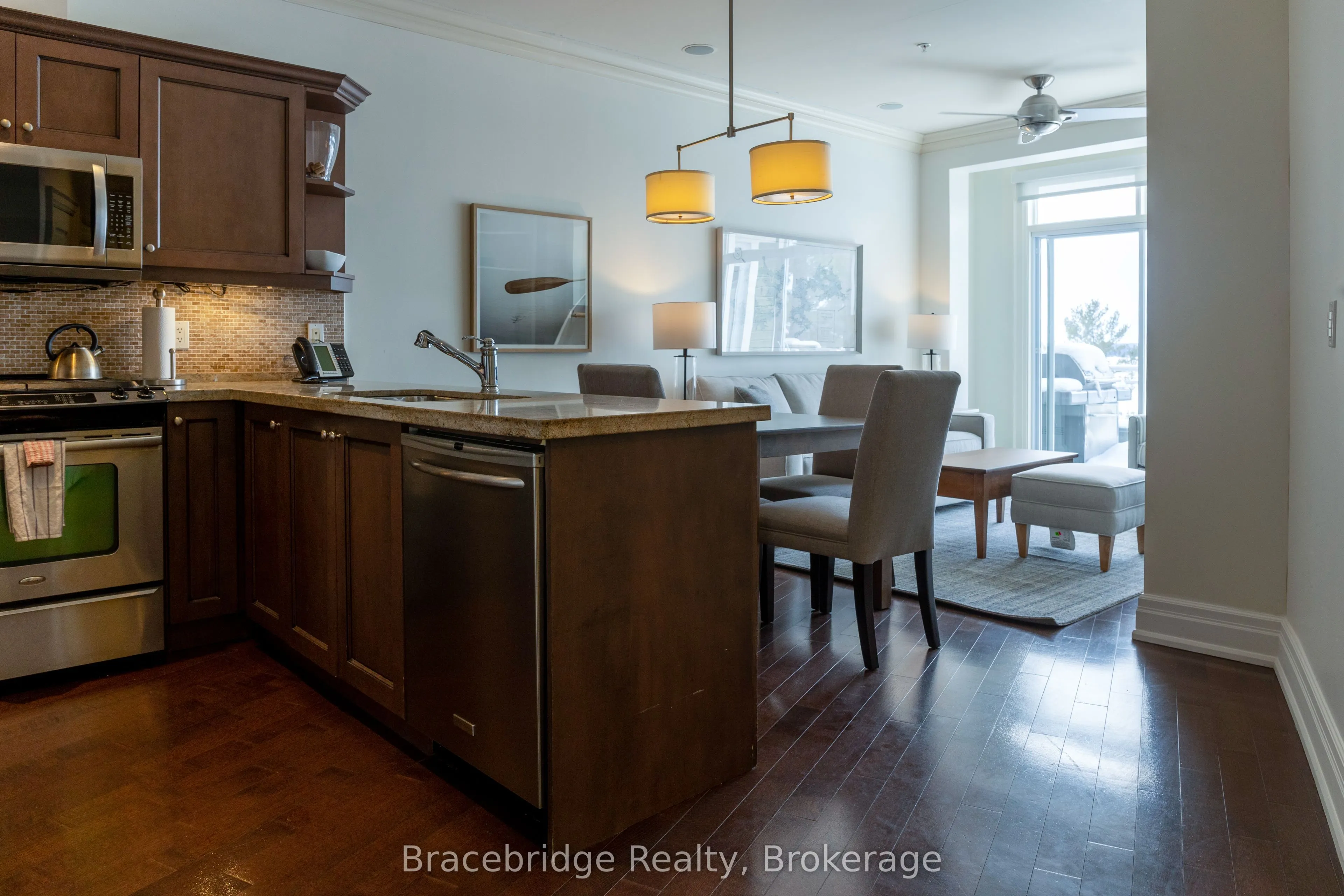 1869 Muskoka 118 Road W, #E206-D1
