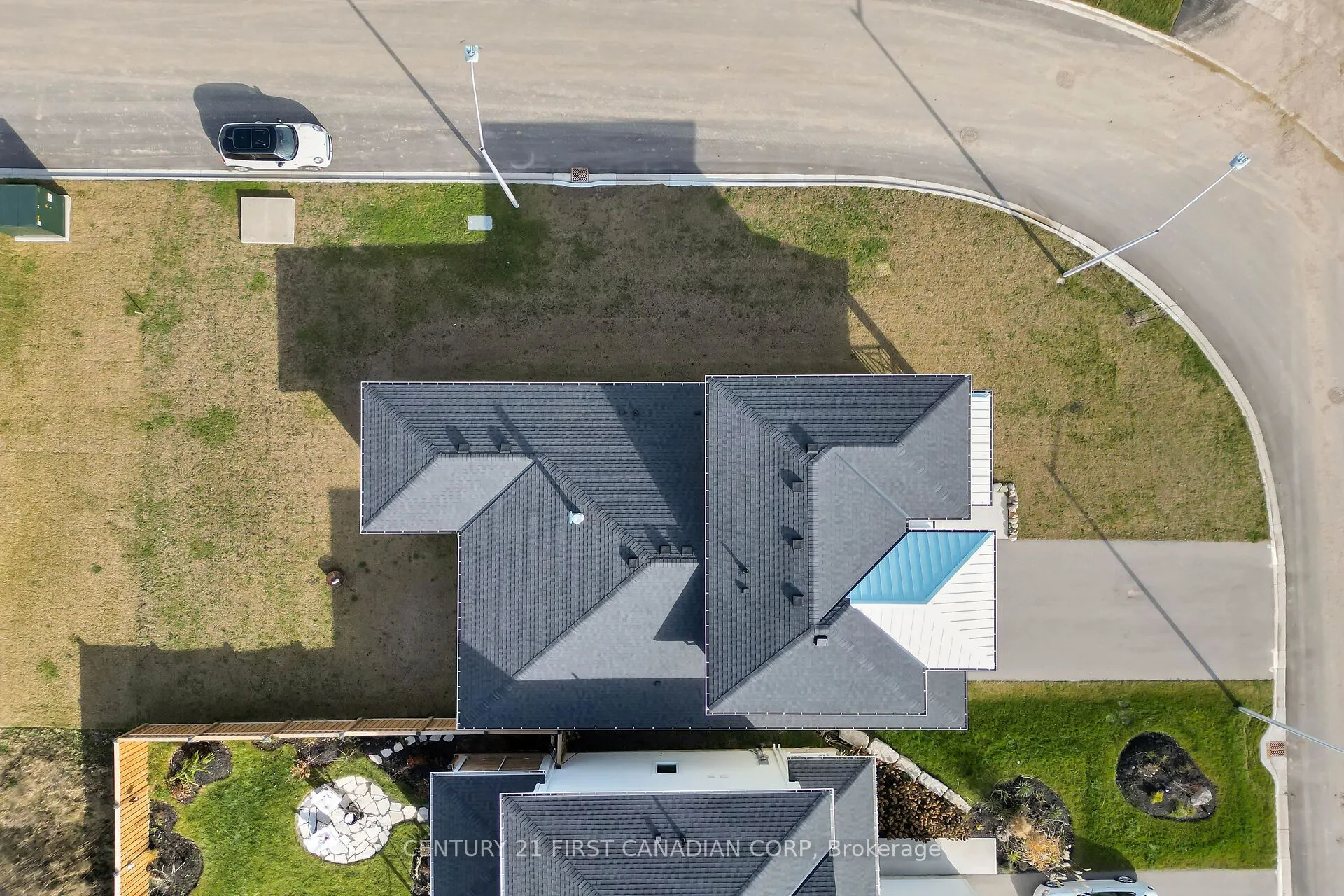 403 Breakwater Boulevard