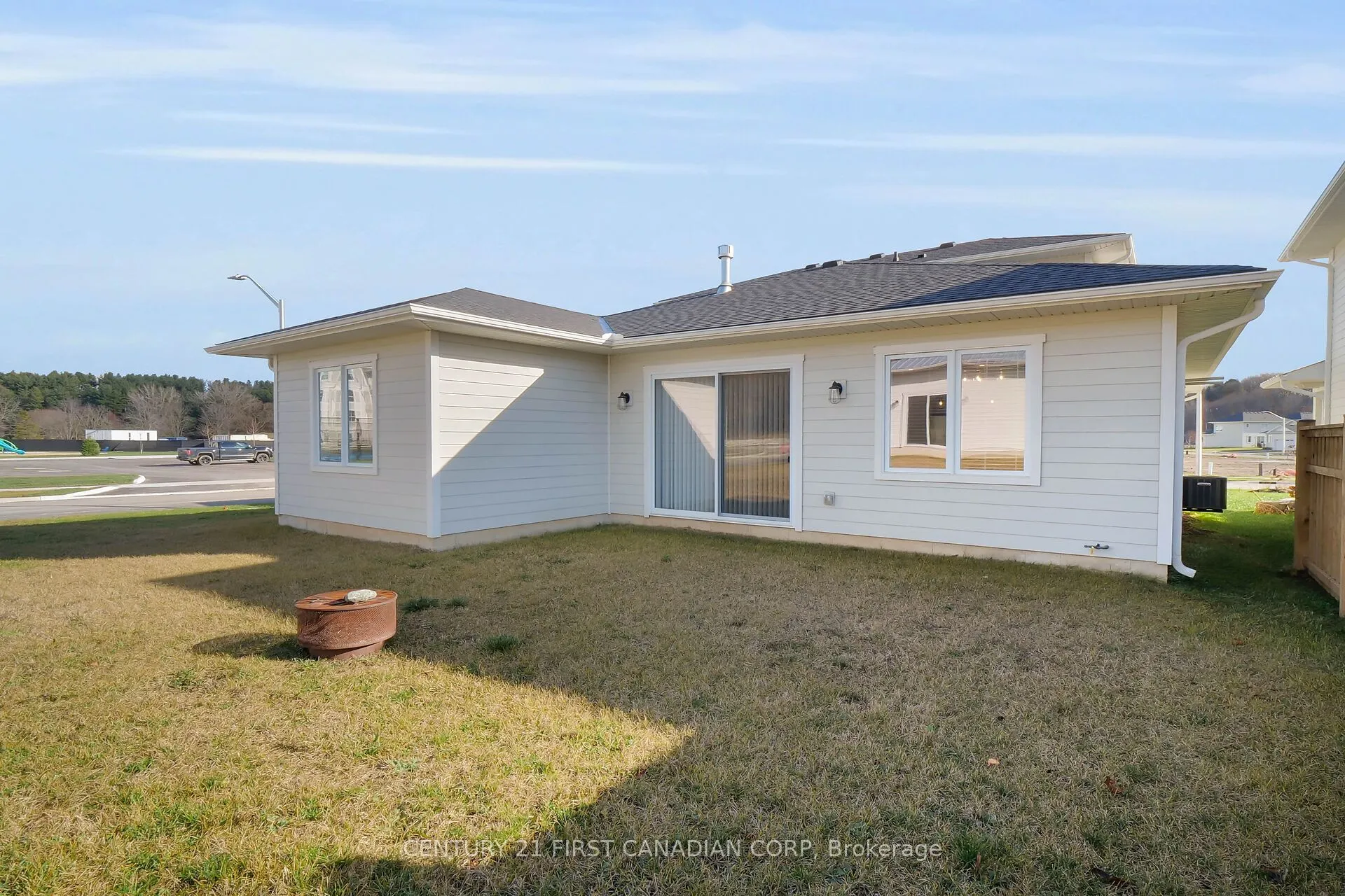 403 Breakwater Boulevard