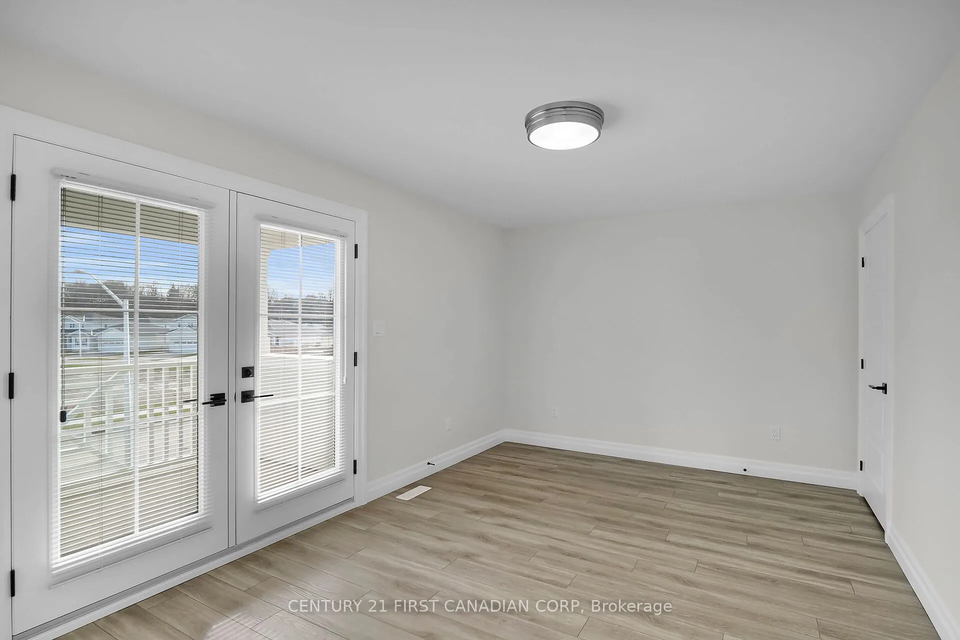 403 Breakwater Boulevard