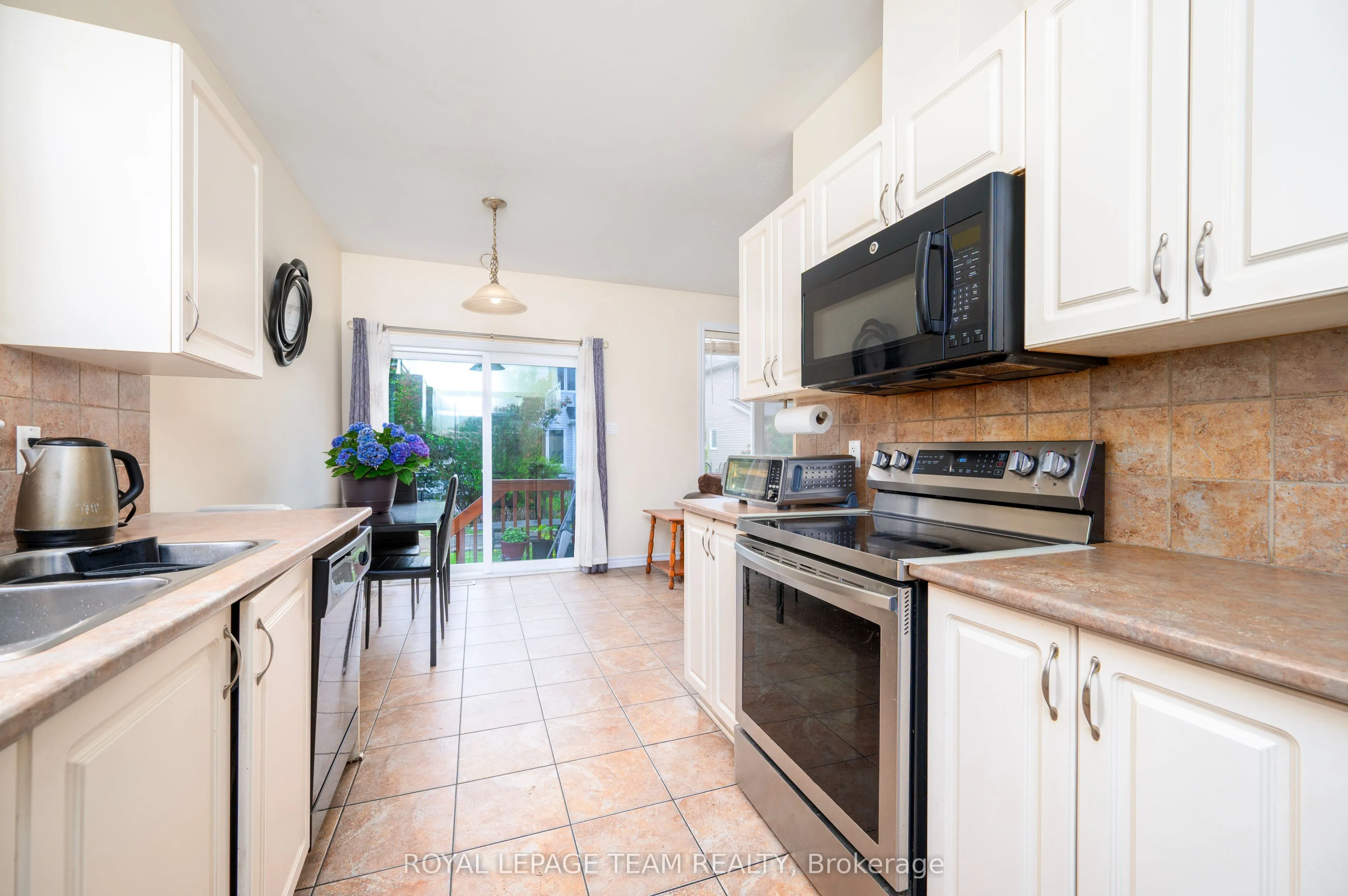357 Widgeon Way