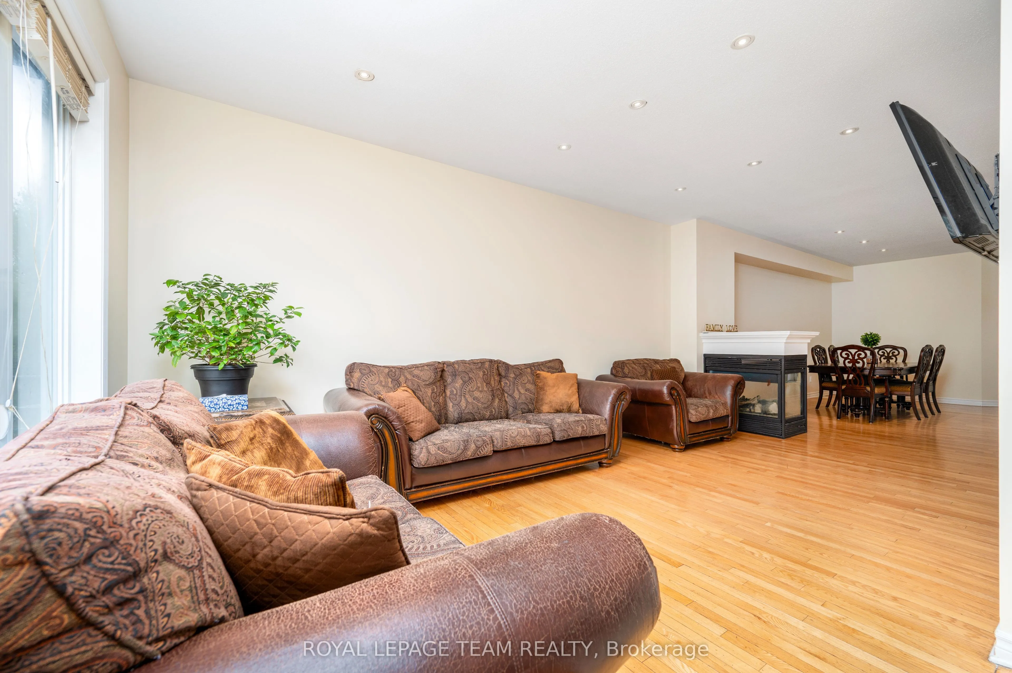 357 Widgeon Way
