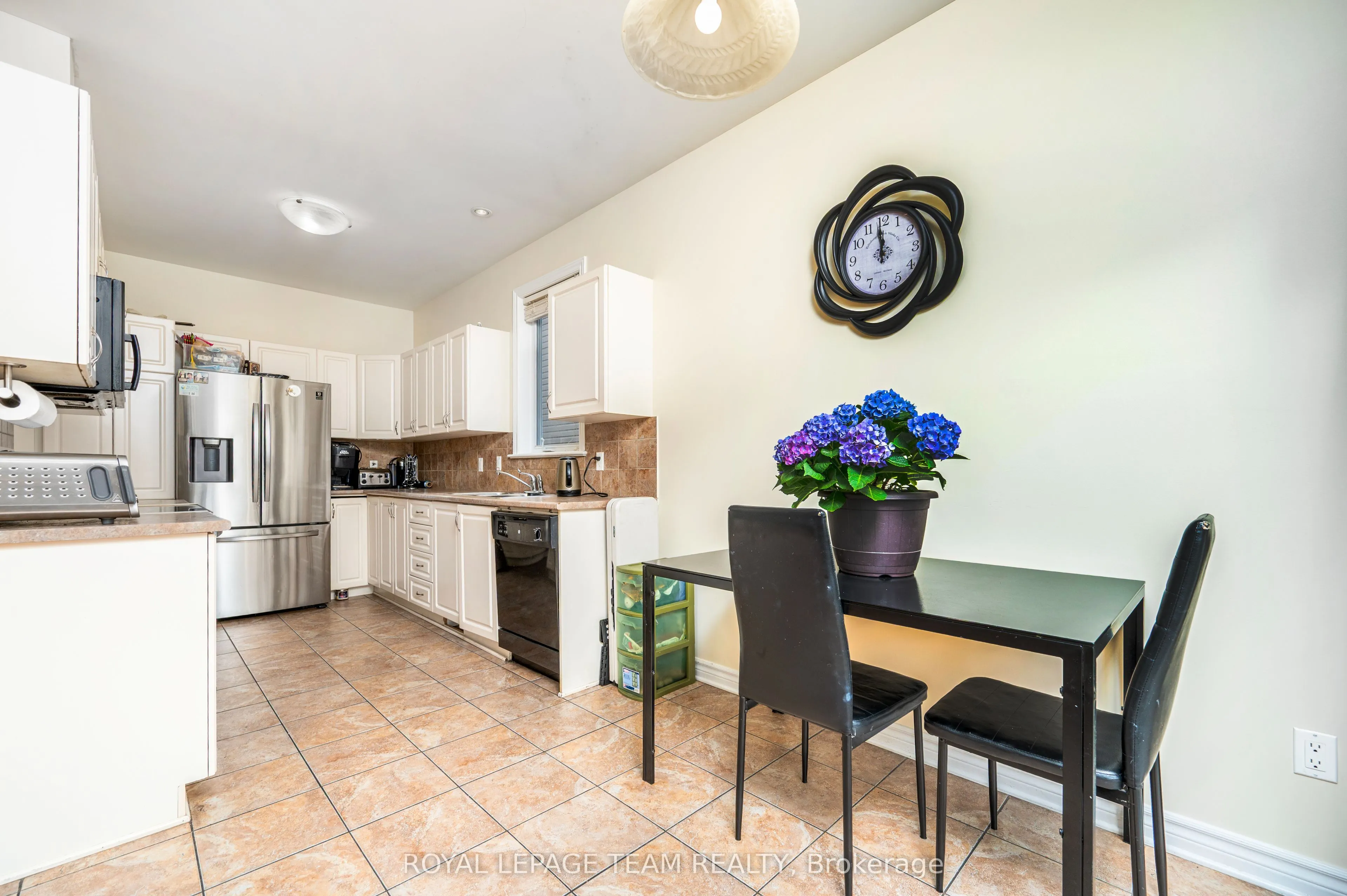 357 Widgeon Way