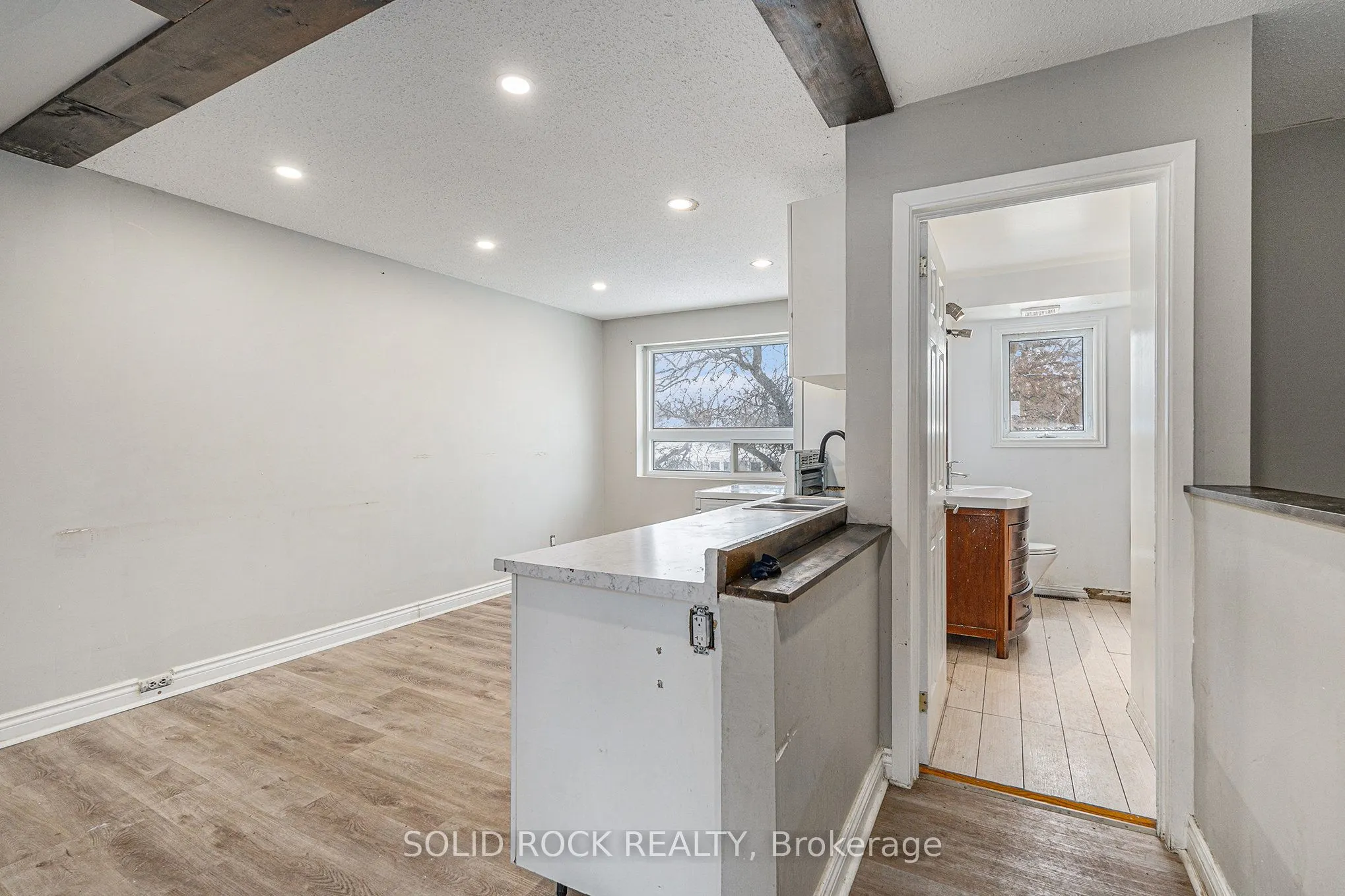 1432 Leigh Crescent