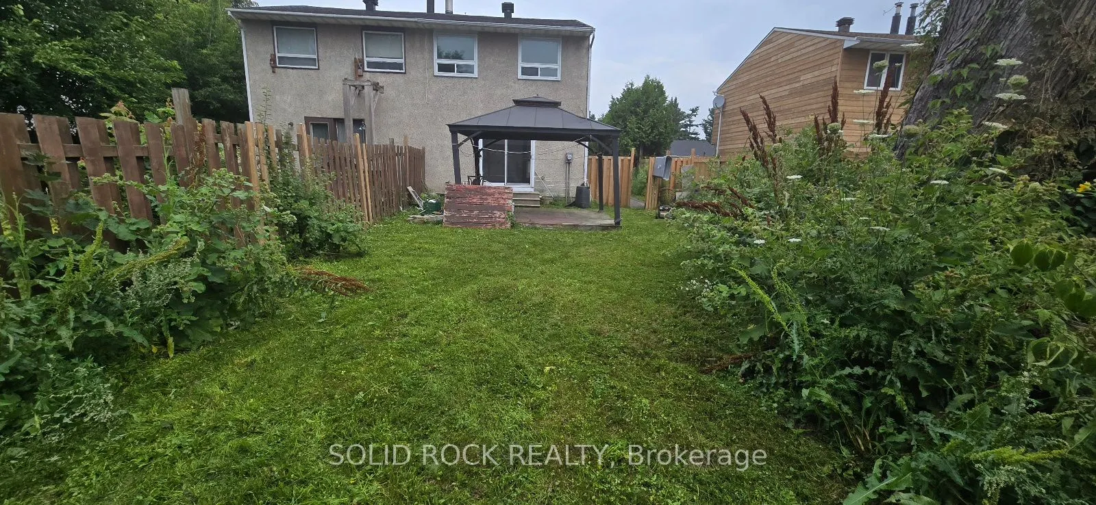 1432 Leigh Crescent