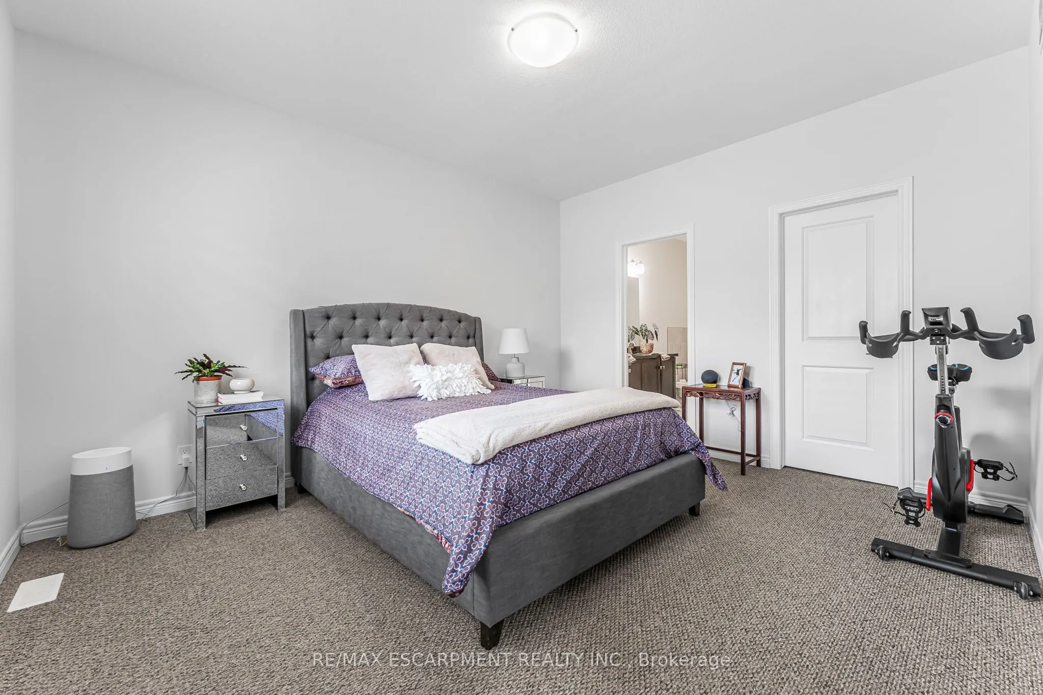 2848 King Street, #5